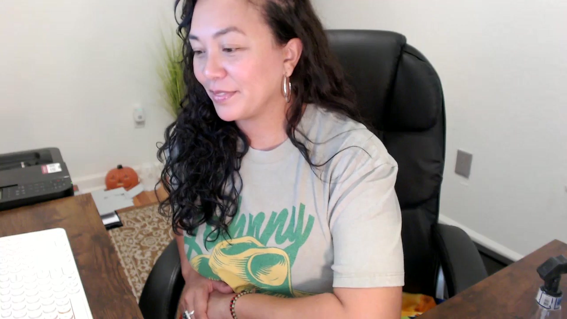 Gallery image thumbnail from MickaylaStar's myfreecams stream on, 10/30/2025, 18:57 image 16 of 20
