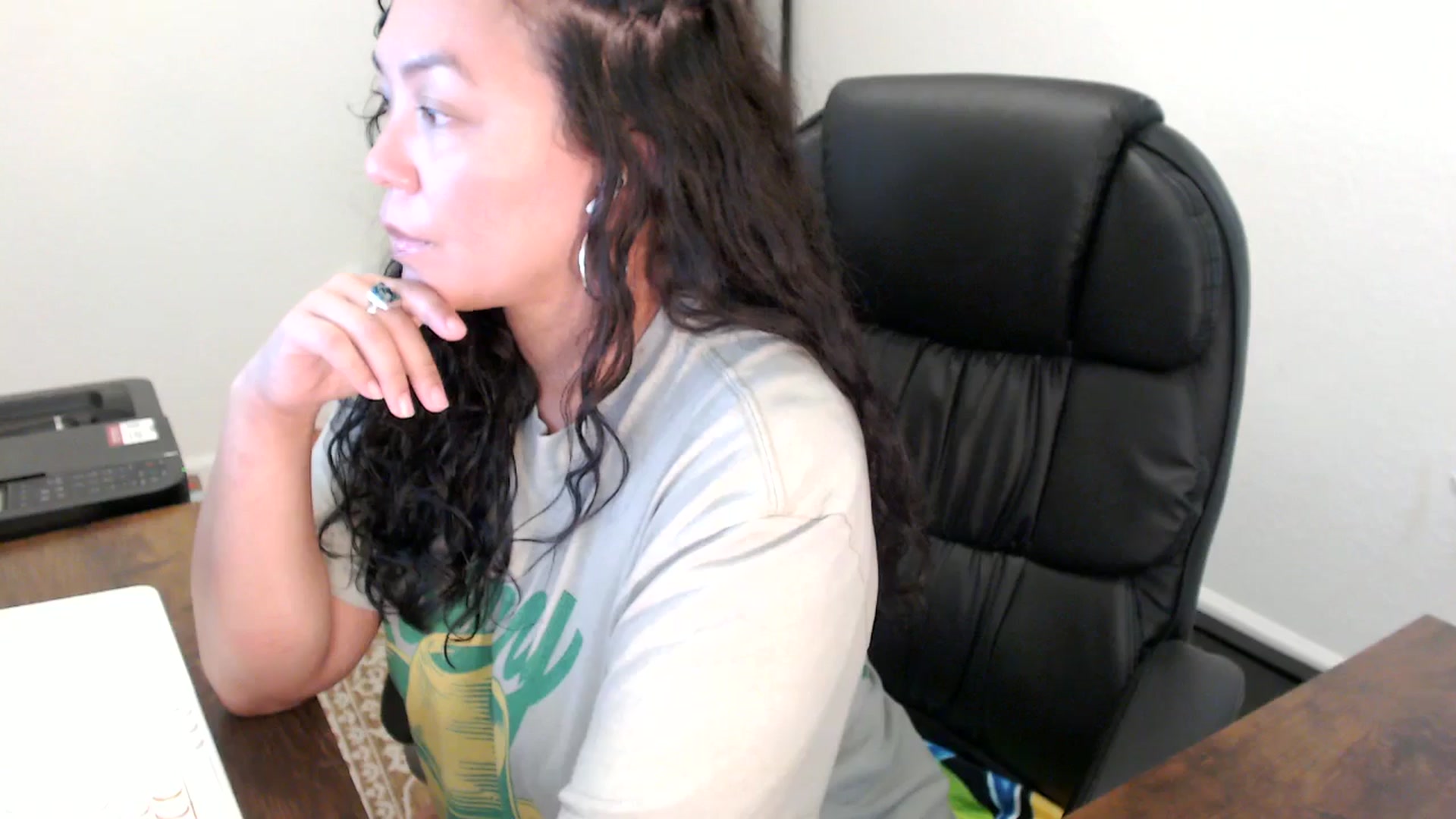 Gallery image thumbnail from MickaylaStar's myfreecams stream on, 10/30/2025, 19:40 image 13 of 20