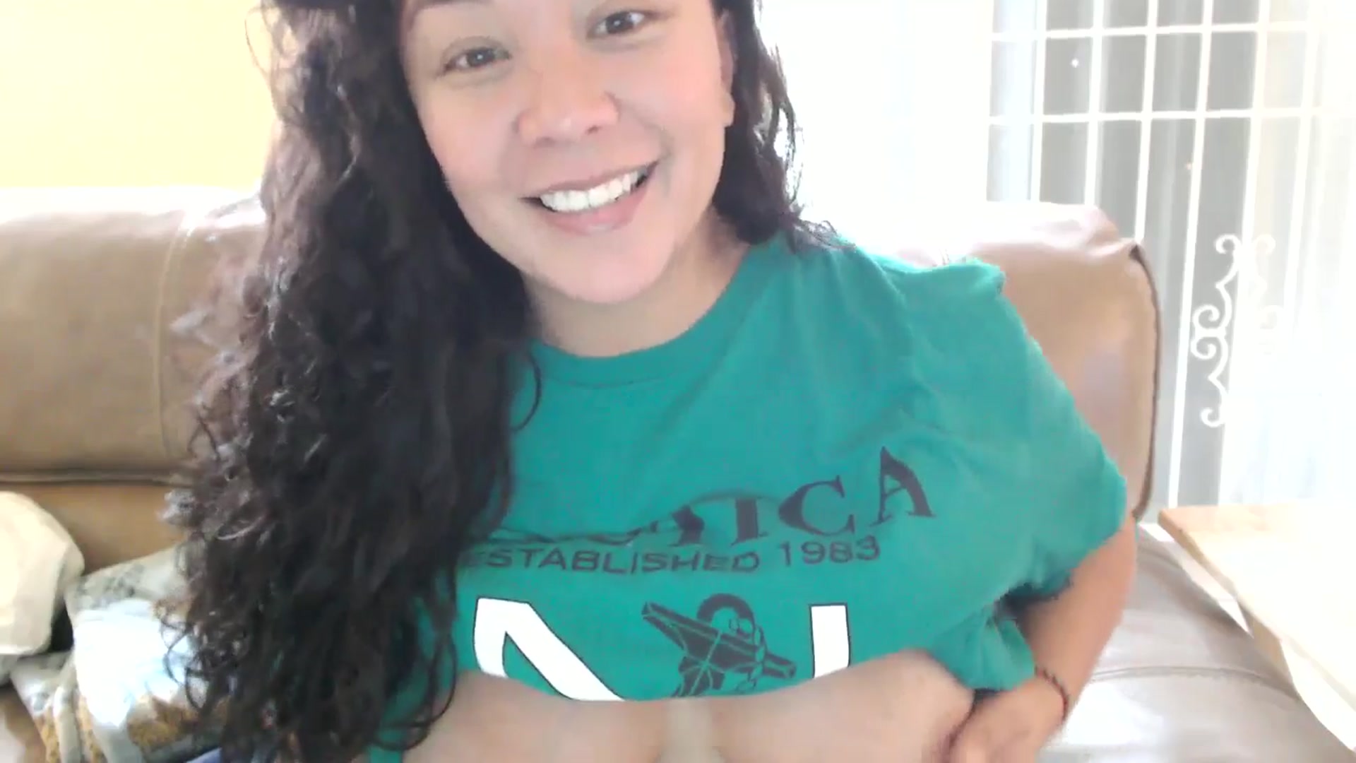Gallery image thumbnail from MickaylaStar's myfreecams stream on, 11/01/2025, 18:06 image 12 of 20