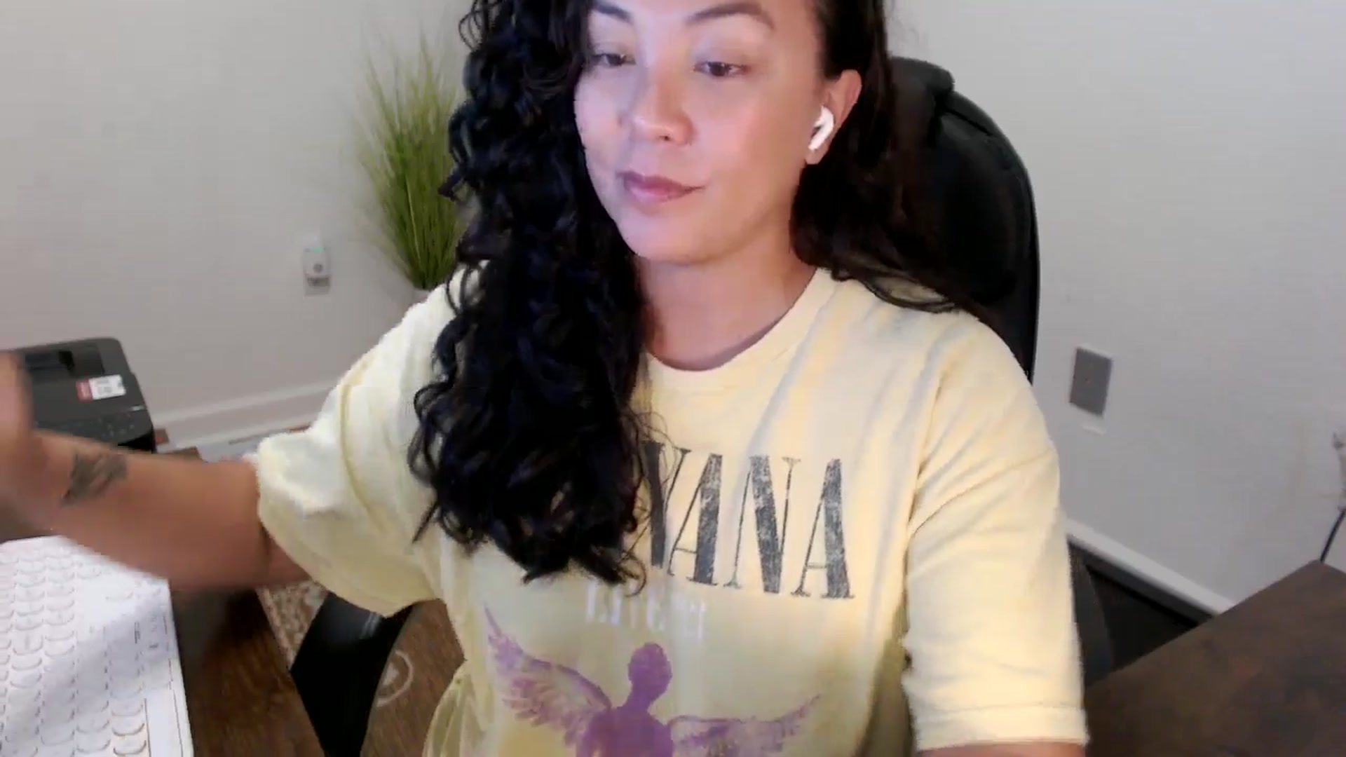 Gallery image thumbnail from MickaylaStar's myfreecams stream on, 11/05/2025, 22:14 image 3 of 20