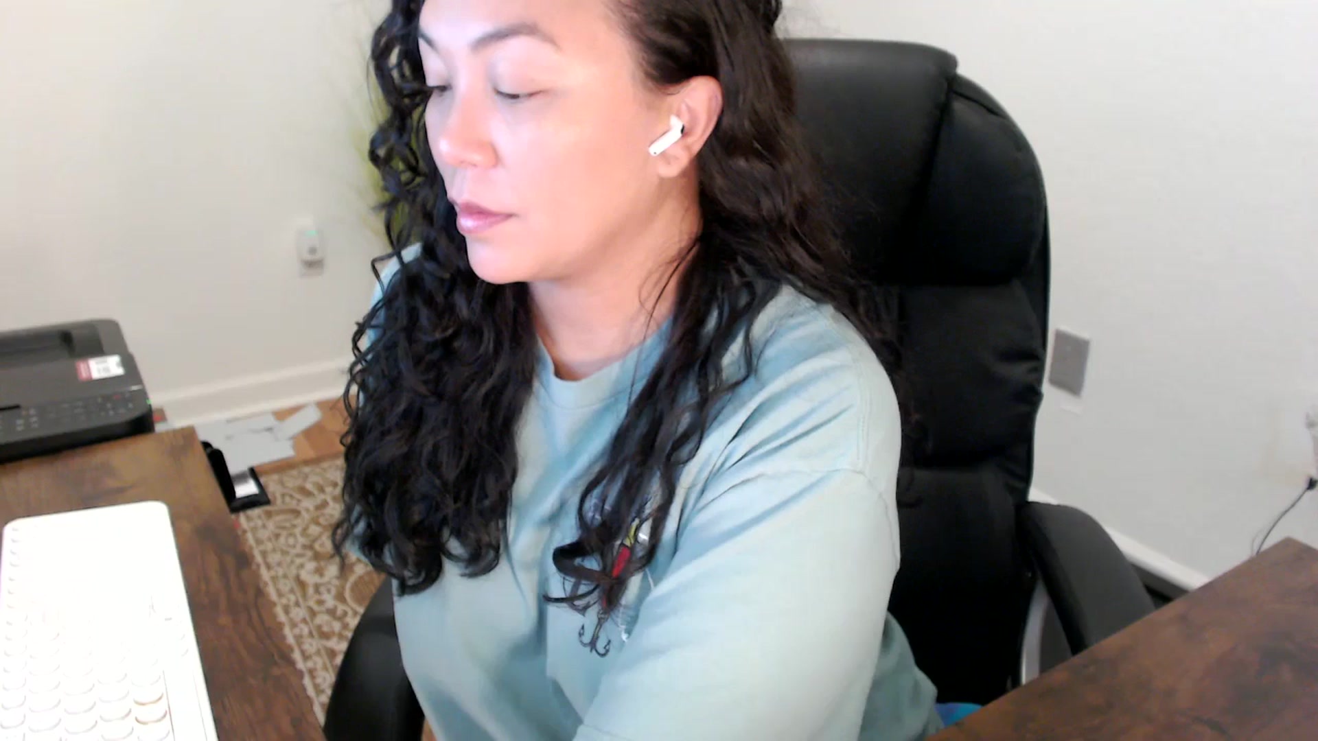 Gallery image thumbnail from MickaylaStar's myfreecams stream on, 11/06/2025, 15:59 image 4 of 20