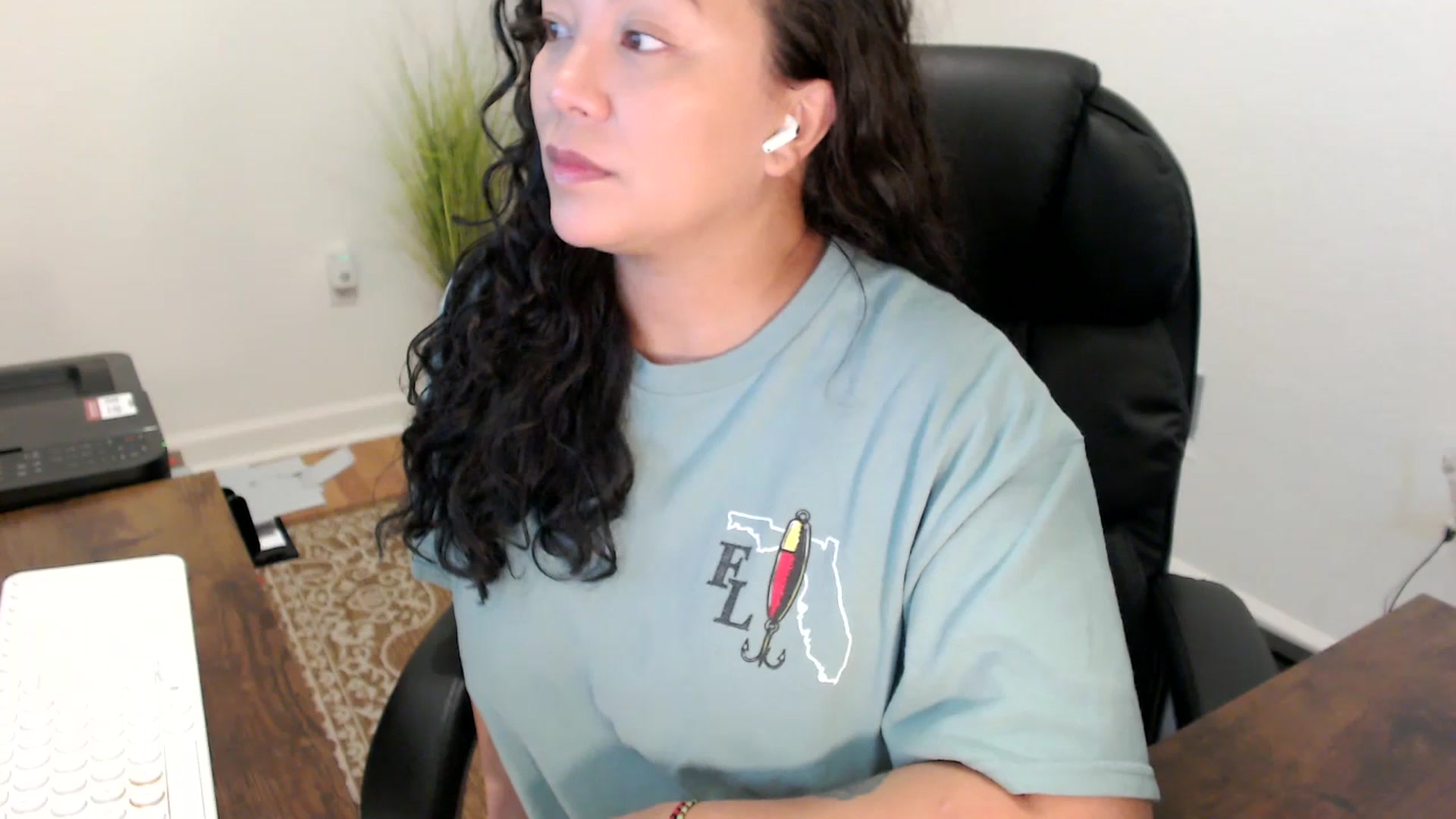 Gallery image thumbnail from MickaylaStar's myfreecams stream on, 11/06/2025, 15:59 image 15 of 20