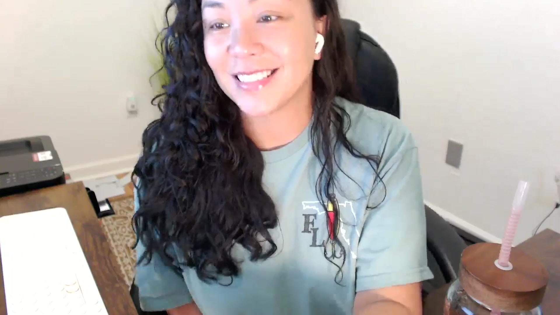 Gallery image thumbnail from MickaylaStar's myfreecams stream on, 11/06/2025, 16:16 image 9 of 20