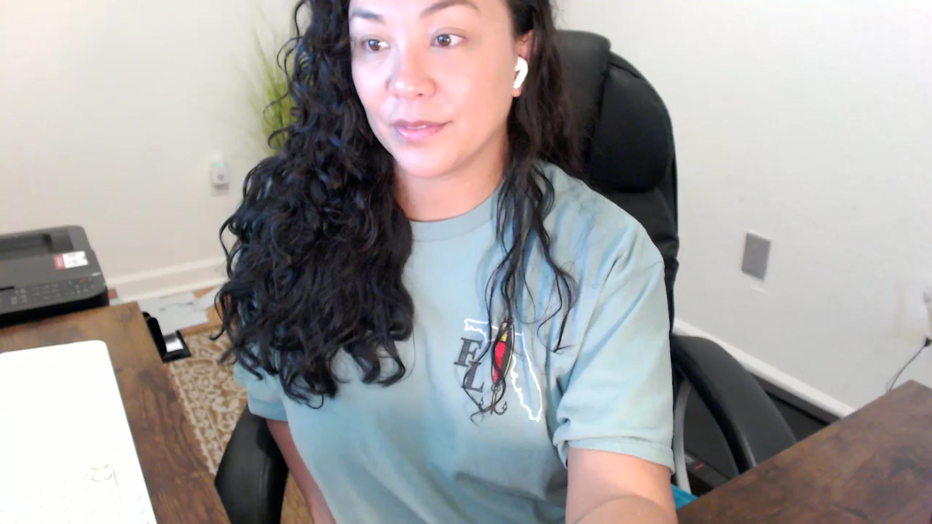 Gallery image thumbnail from MickaylaStar's myfreecams stream on, 11/06/2025, 16:16 image 11 of 20