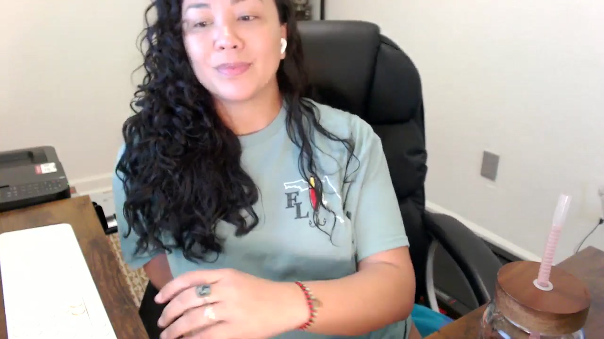 Gallery image thumbnail from MickaylaStar's myfreecams stream on, 11/06/2025, 16:16 image 8 of 20