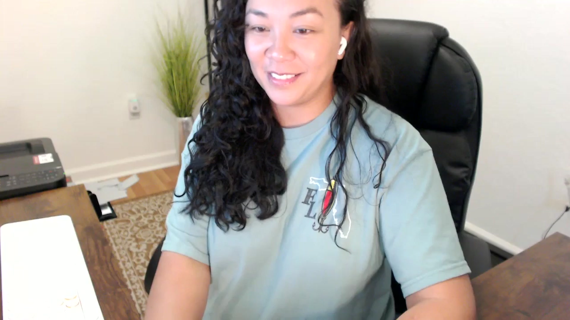 Gallery image thumbnail from MickaylaStar's myfreecams stream on, 11/06/2025, 16:16 image 2 of 20