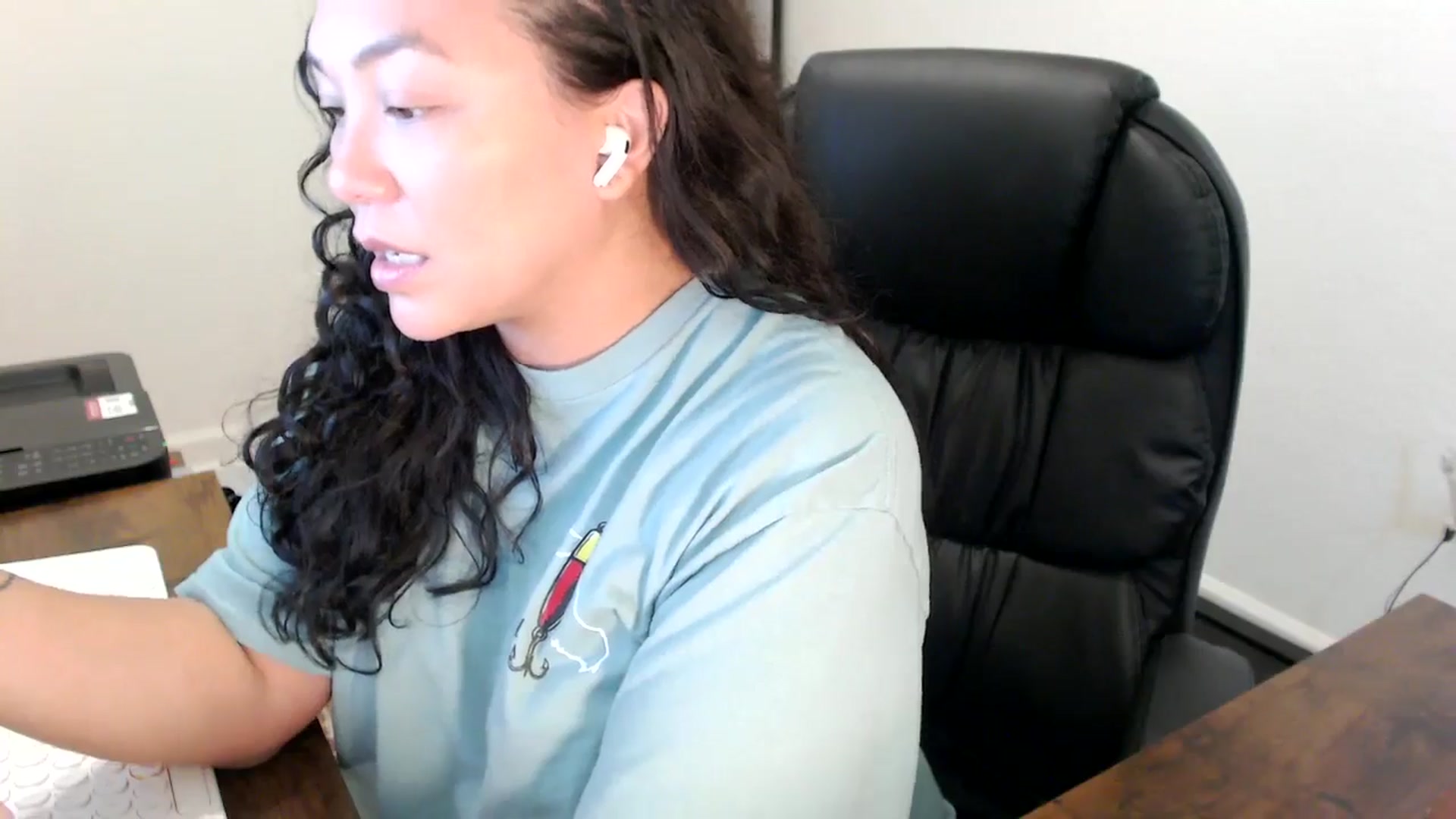 Gallery image thumbnail from MickaylaStar's myfreecams stream on, 11/06/2025, 16:47 image 17 of 20