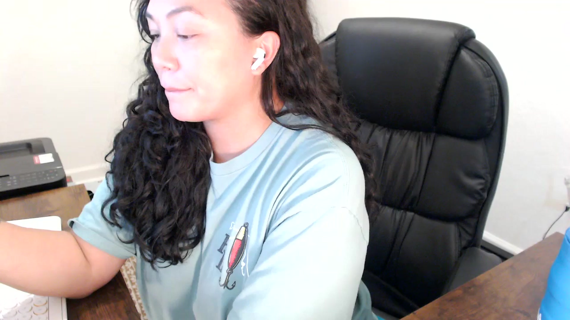 Gallery image thumbnail from MickaylaStar's myfreecams stream on, 11/06/2025, 19:59 image 15 of 20