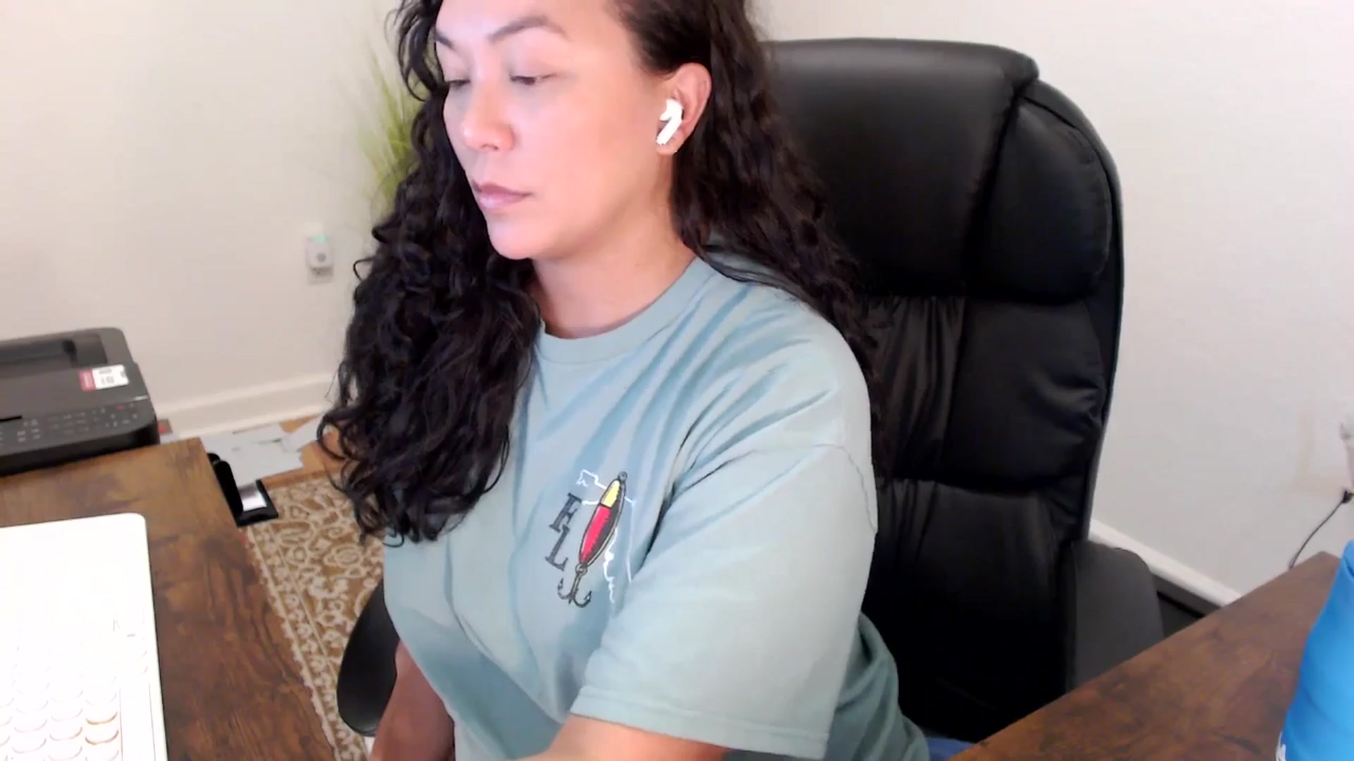 Gallery image thumbnail from MickaylaStar's myfreecams stream on, 11/06/2025, 19:59 image 11 of 20