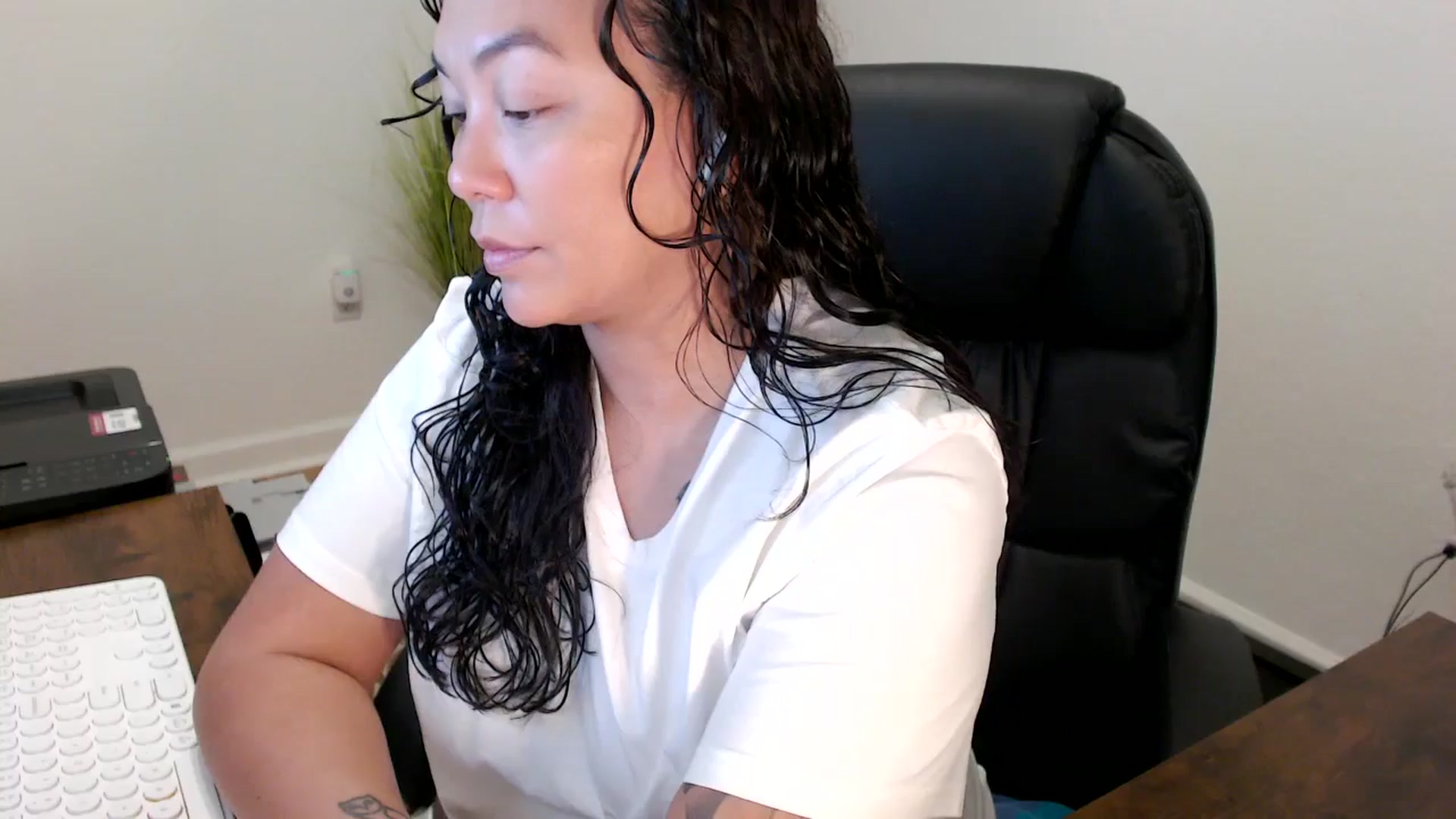 Gallery image thumbnail from MickaylaStar's myfreecams stream on, 11/07/2025, 15:25 image 9 of 20