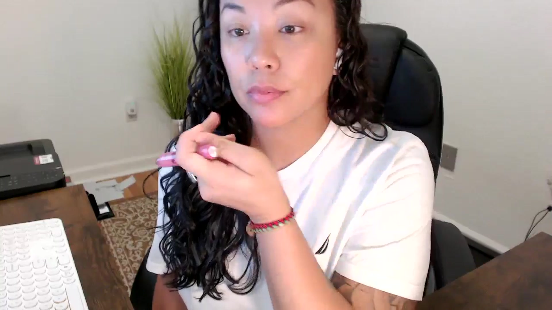 Gallery image thumbnail from MickaylaStar's myfreecams stream on, 11/07/2025, 15:45 image 15 of 20