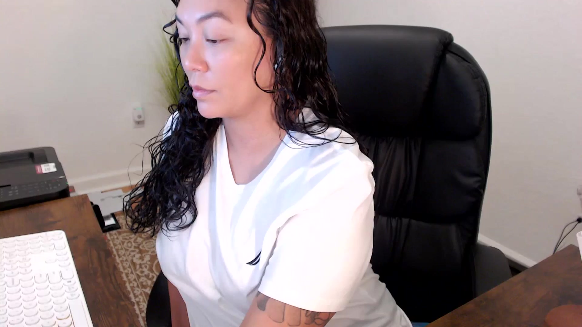 Gallery image thumbnail from MickaylaStar's myfreecams stream on, 11/07/2025, 15:45 image 3 of 20