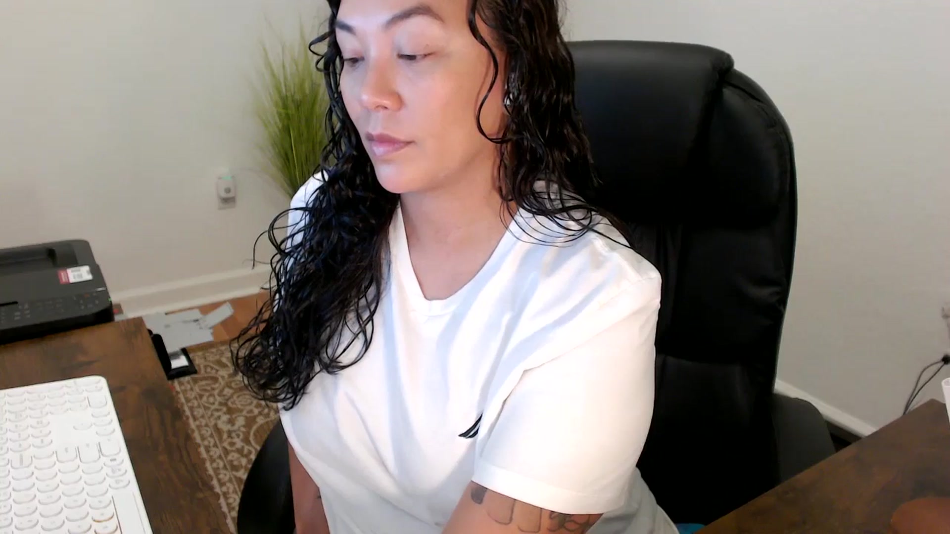 Gallery image thumbnail from MickaylaStar's myfreecams stream on, 11/07/2025, 15:45 image 7 of 20