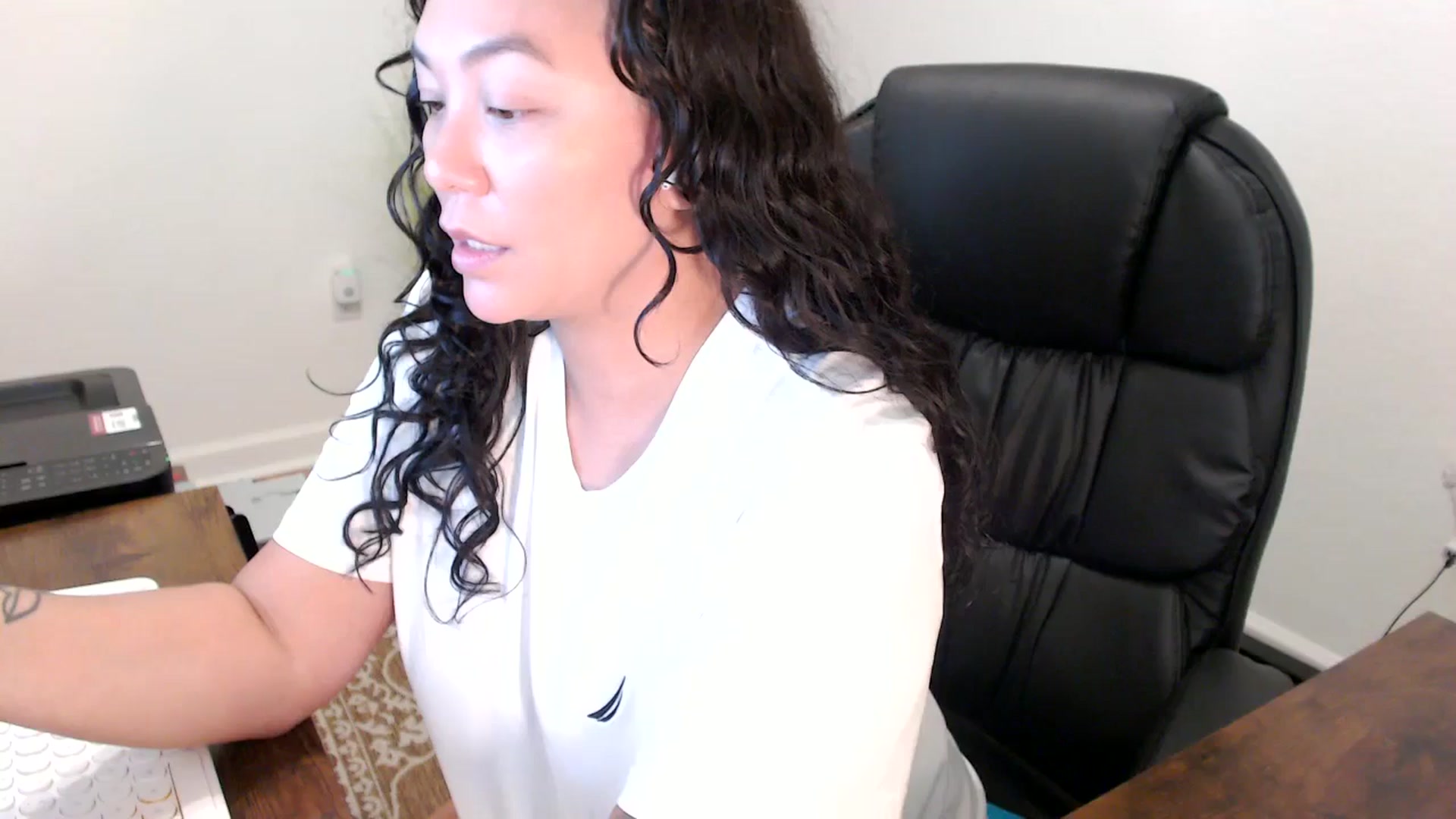 Gallery image thumbnail from MickaylaStar's myfreecams stream on, 11/07/2025, 17:16 image 1 of 20