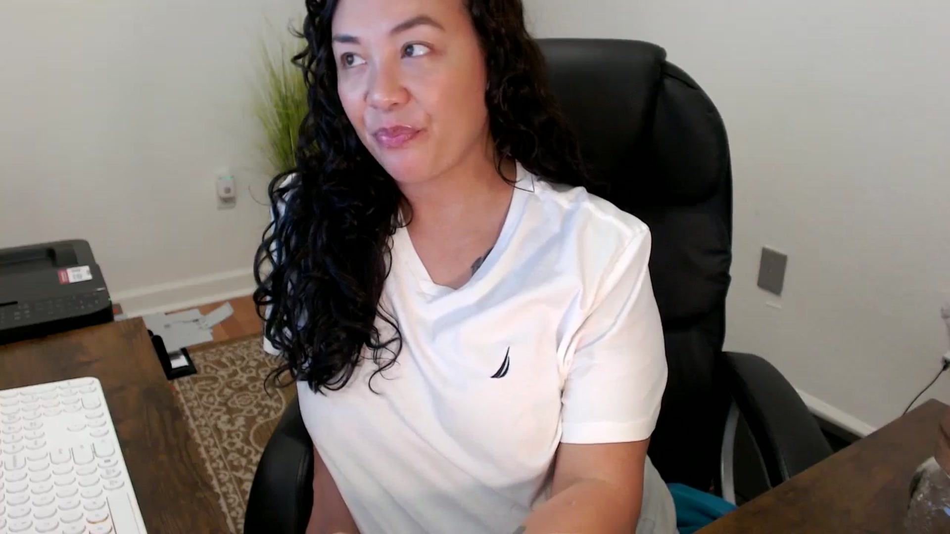 Gallery image thumbnail from MickaylaStar's myfreecams stream on, 11/07/2025, 18:06 image 2 of 20