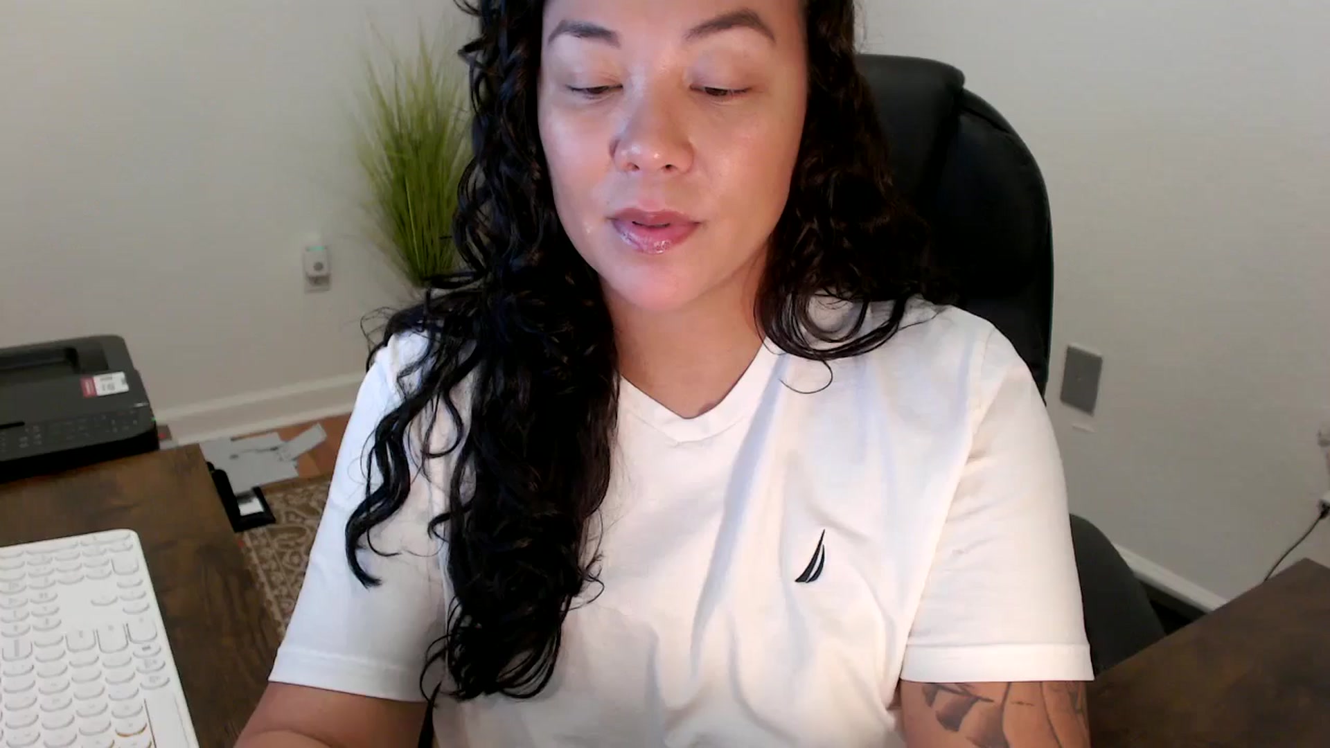 Gallery image thumbnail from MickaylaStar's myfreecams stream on, 11/07/2025, 18:06 image 12 of 20