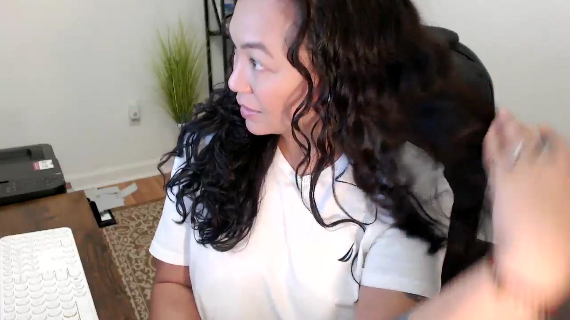 Gallery image thumbnail from MickaylaStar's myfreecams stream on, 11/07/2025, 18:43 image 7 of 20