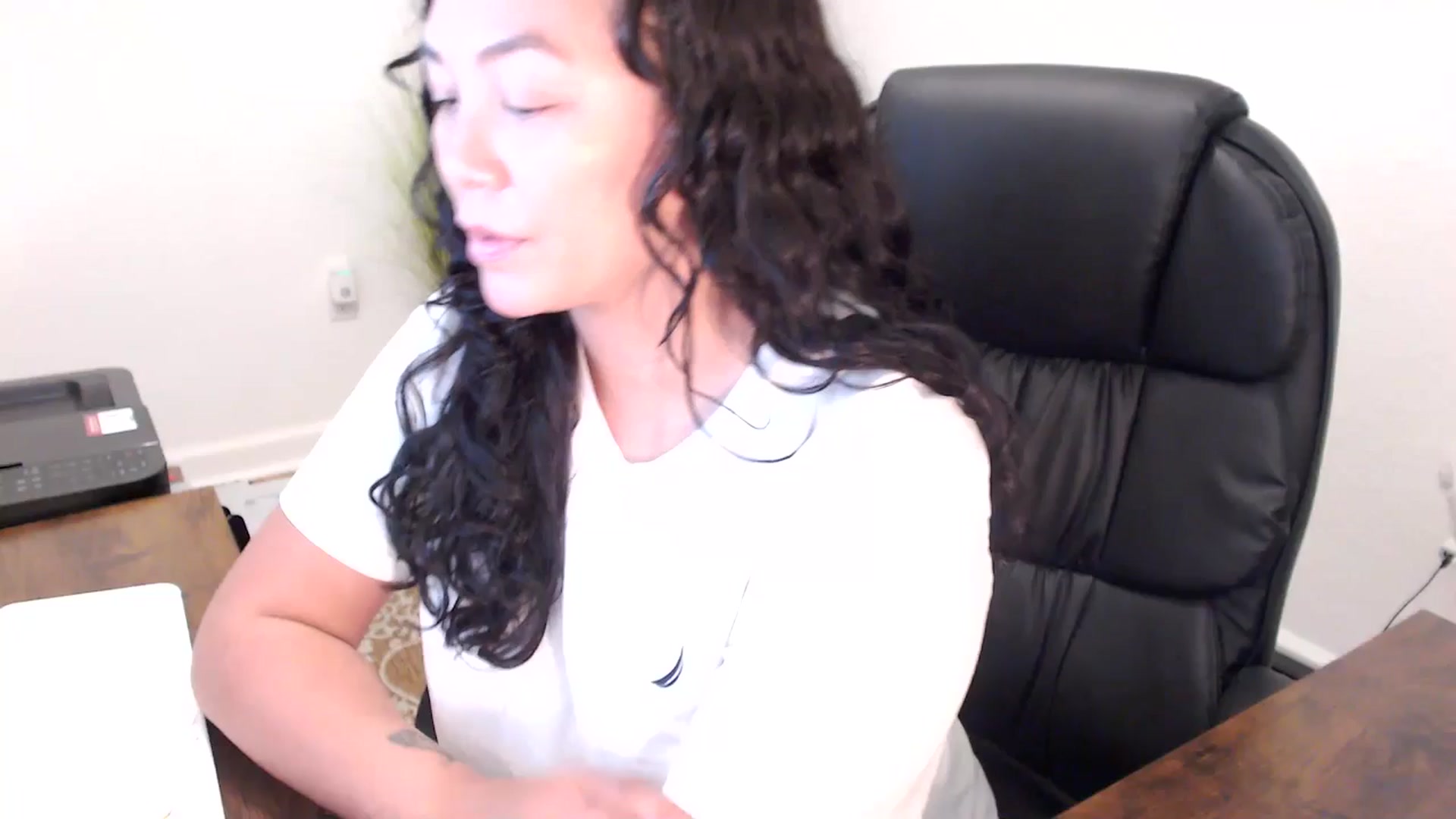 Gallery image thumbnail from MickaylaStar's myfreecams stream on, 11/07/2025, 19:31 image 19 of 20