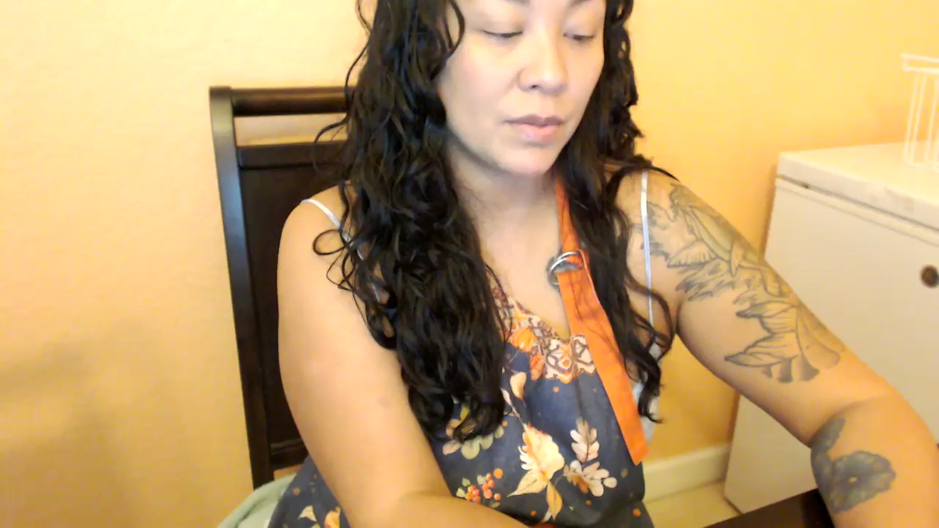 Gallery image thumbnail from MickaylaStar's myfreecams stream on, 11/08/2025, 20:19 image 15 of 20