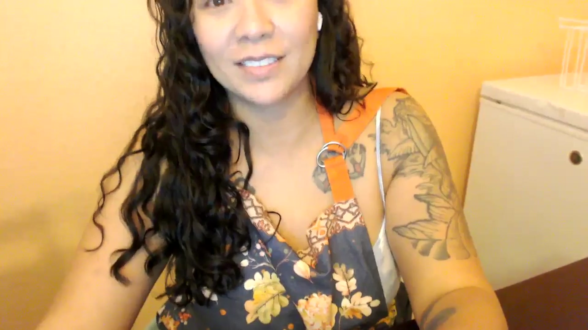 Gallery image thumbnail from MickaylaStar's myfreecams stream on, 11/08/2025, 21:52 image 3 of 20