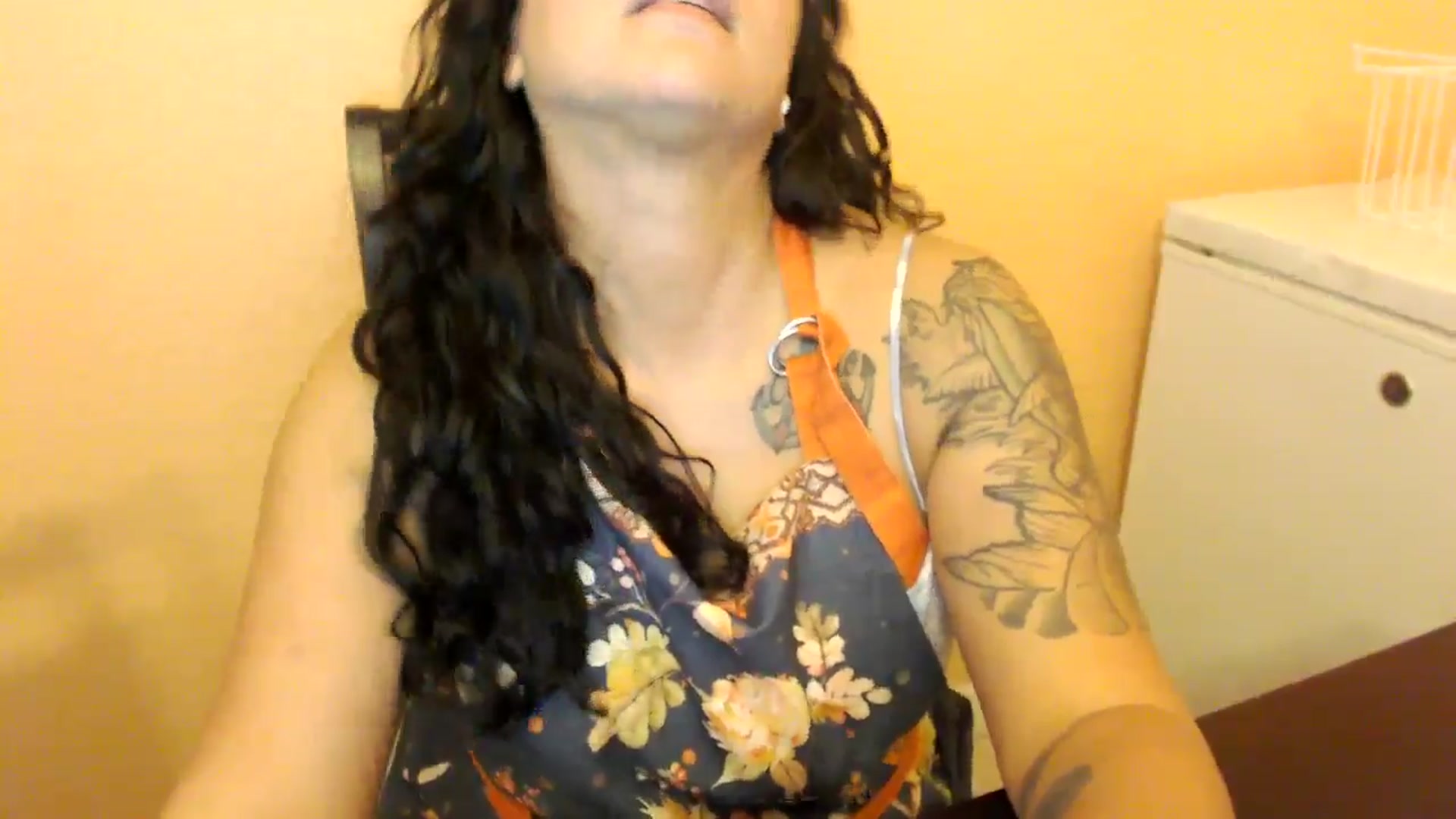 Gallery image thumbnail from MickaylaStar's myfreecams stream on, 11/08/2025, 22:21 image 8 of 20