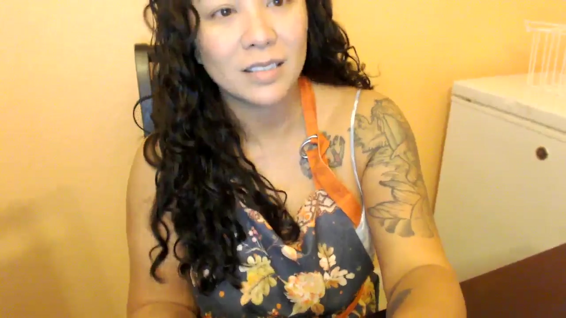 Gallery image thumbnail from MickaylaStar's myfreecams stream on, 11/08/2025, 22:21 image 7 of 20
