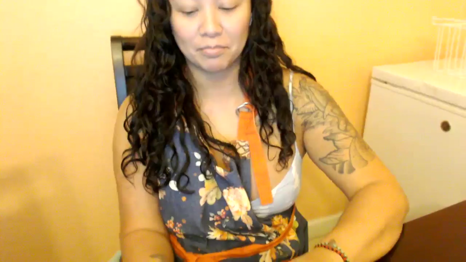 Gallery image thumbnail from MickaylaStar's myfreecams stream on, 11/08/2025, 22:21 image 10 of 20