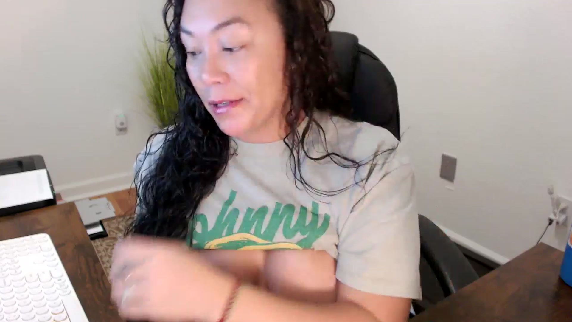 Gallery image thumbnail from MickaylaStar's myfreecams stream on, 11/10/2025, 17:05 image 15 of 20