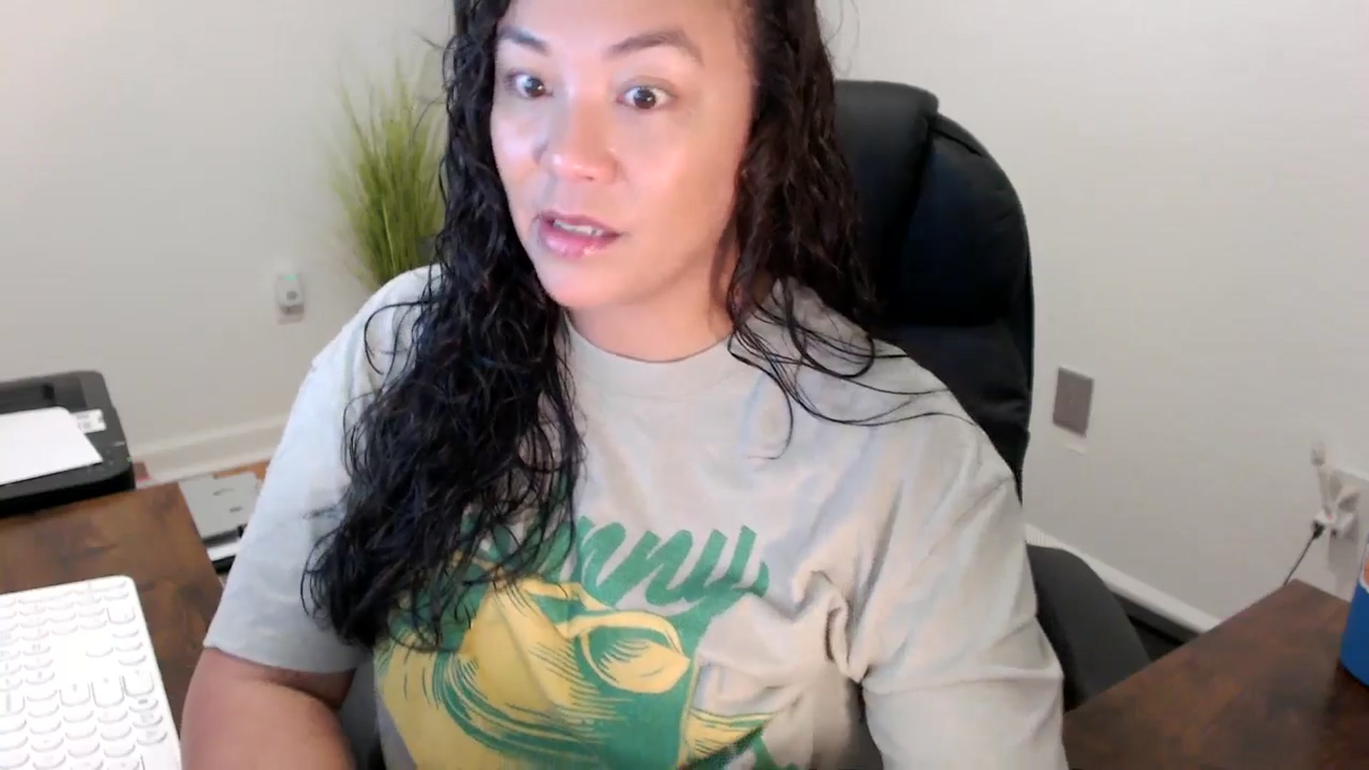 Gallery image thumbnail from MickaylaStar's myfreecams stream on, 11/10/2025, 17:05 image 10 of 20