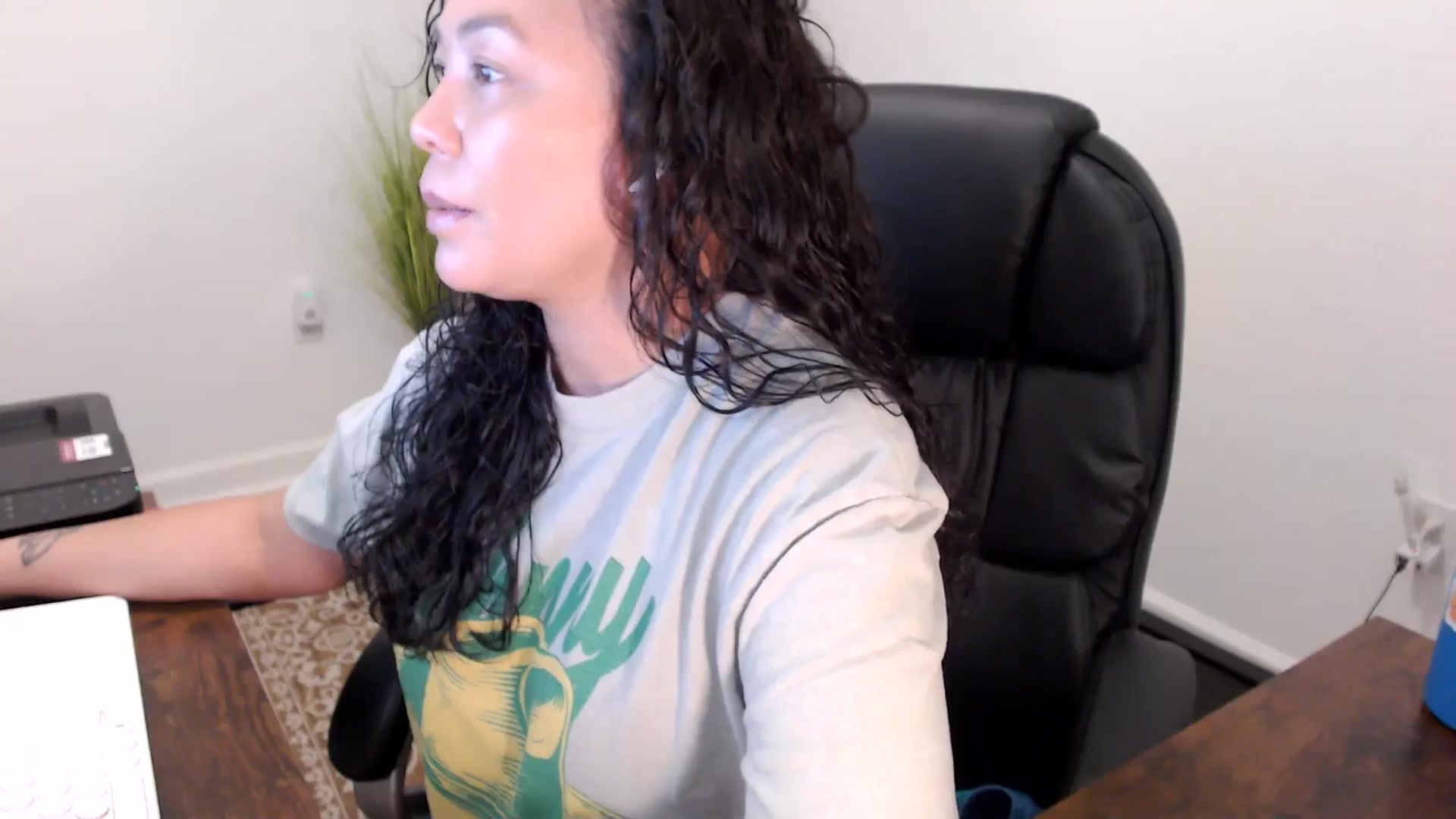 Gallery image thumbnail from MickaylaStar's myfreecams stream on, 11/10/2025, 17:23 image 20 of 20