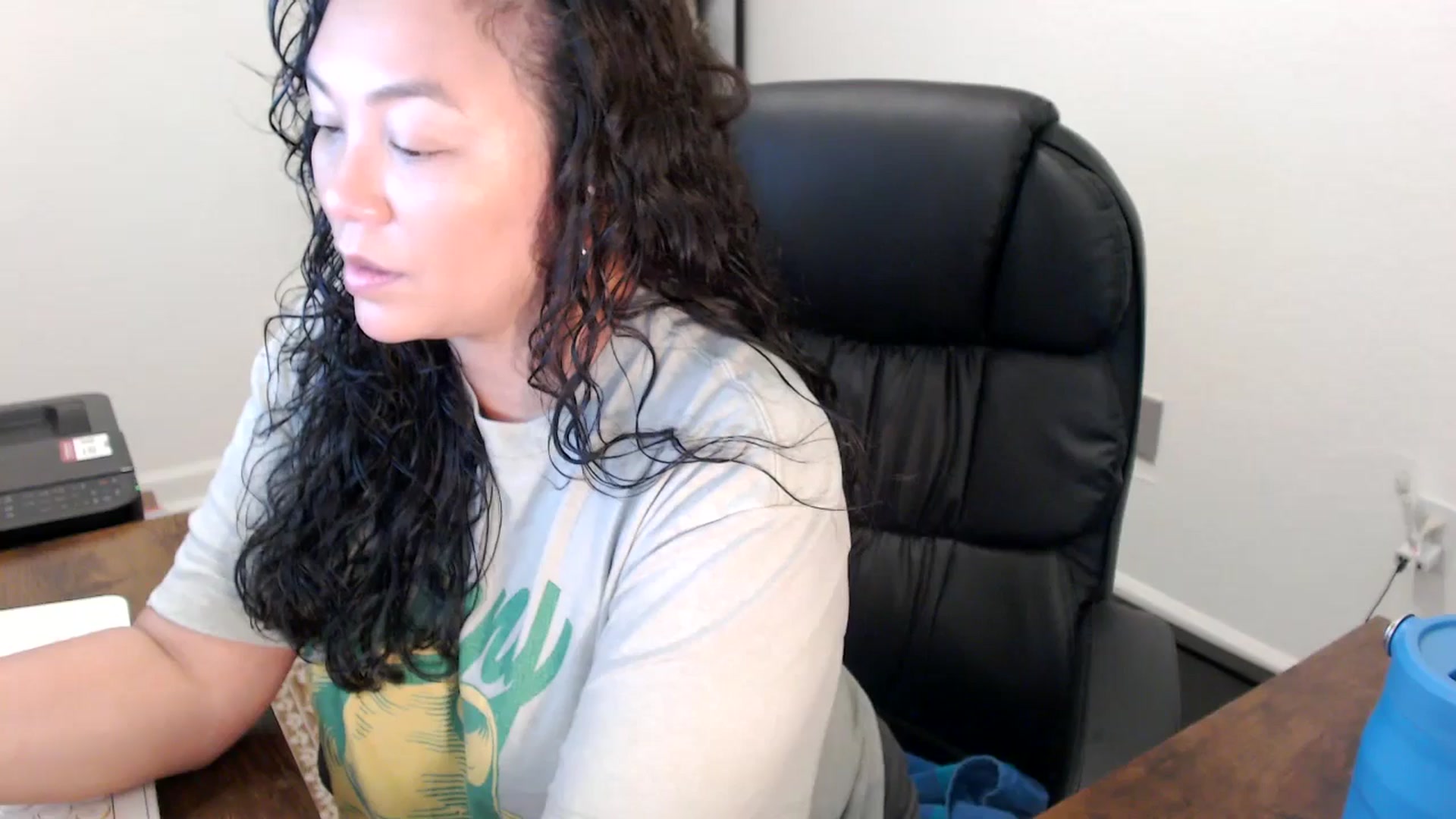 Gallery image thumbnail from MickaylaStar's myfreecams stream on, 11/10/2025, 17:53 image 4 of 20