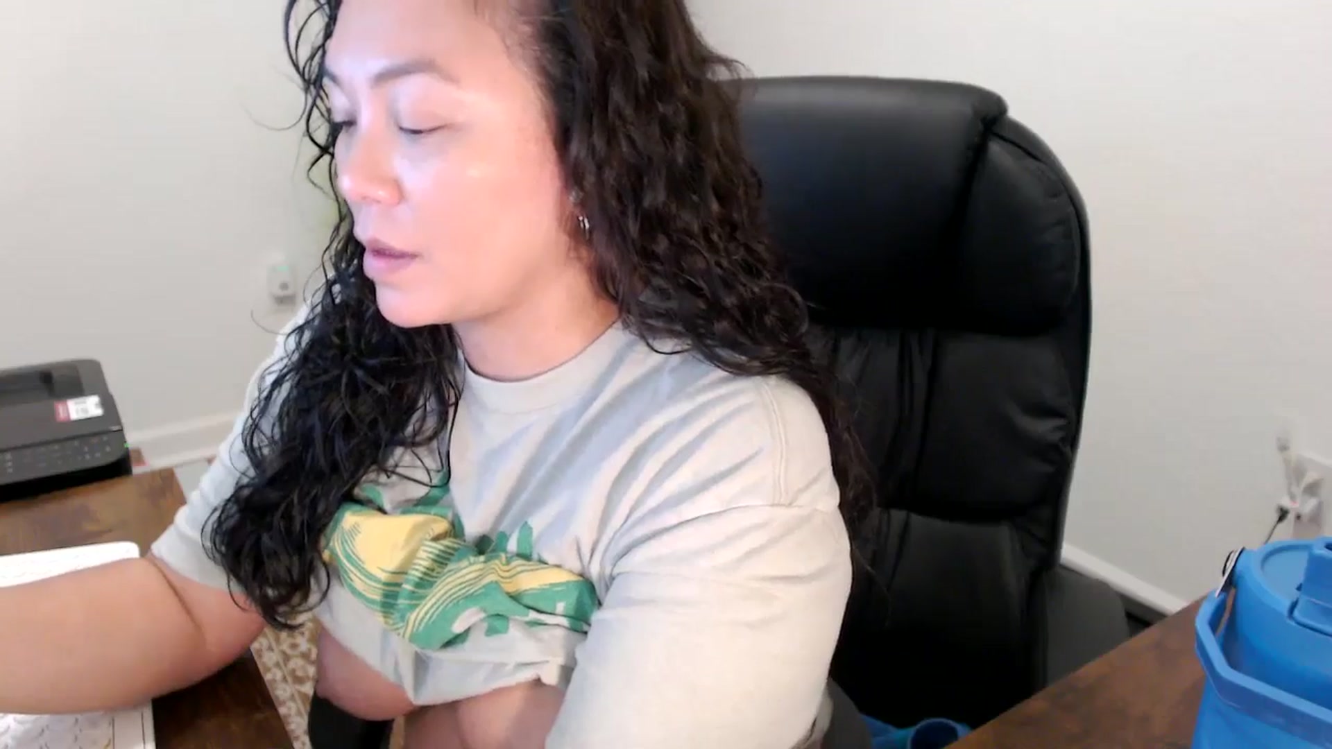 Gallery image thumbnail from MickaylaStar's myfreecams stream on, 11/10/2025, 18:43 image 14 of 20