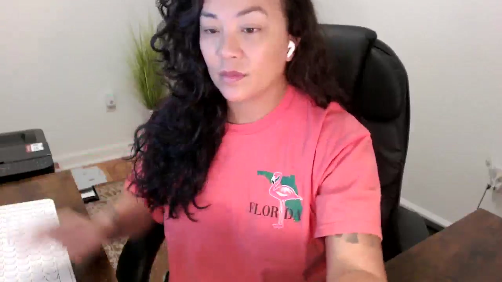 Gallery image thumbnail from MickaylaStar's myfreecams stream on, 11/11/2025, 16:01 image 9 of 20