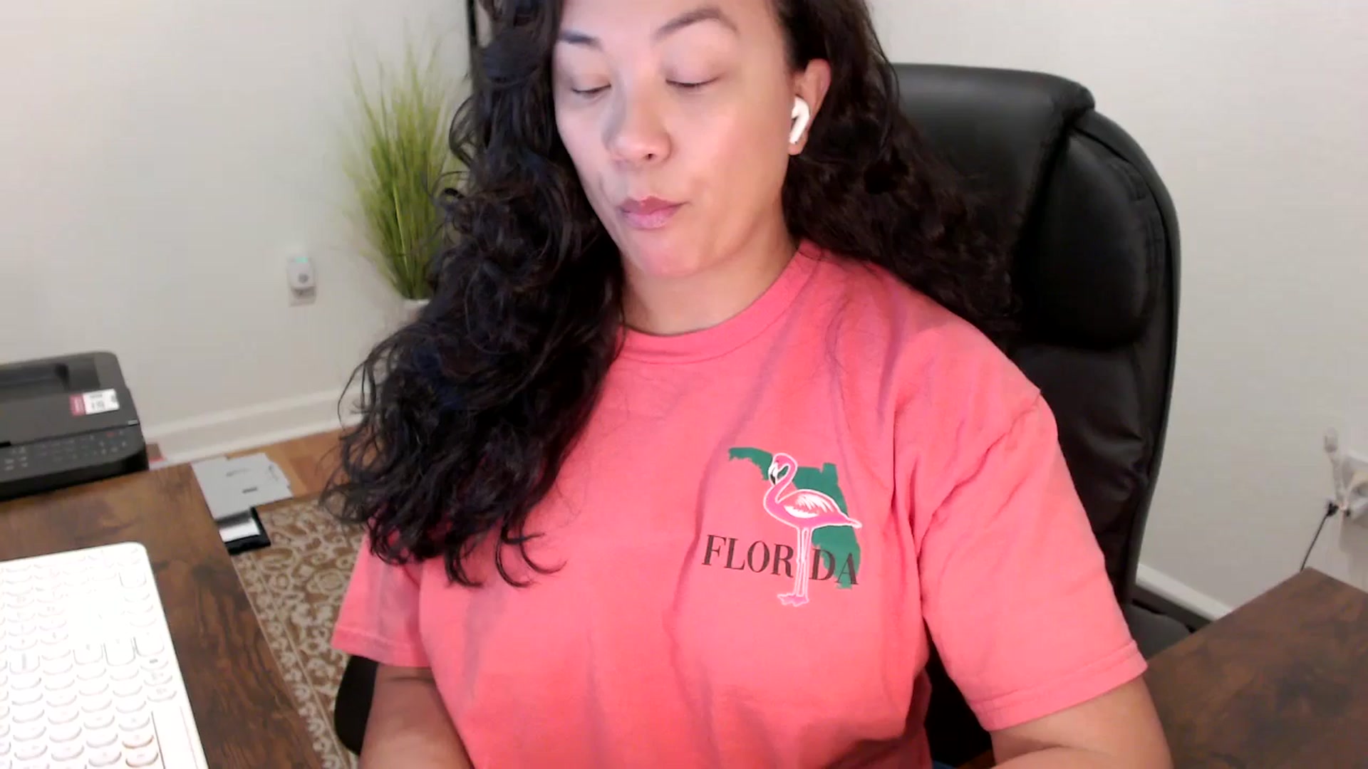 Gallery image thumbnail from MickaylaStar's myfreecams stream on, 11/11/2025, 16:01 image 2 of 20