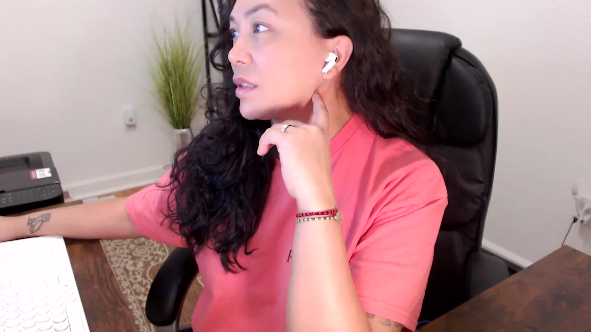 Gallery image thumbnail from MickaylaStar's myfreecams stream on, 11/11/2025, 16:01 image 20 of 20