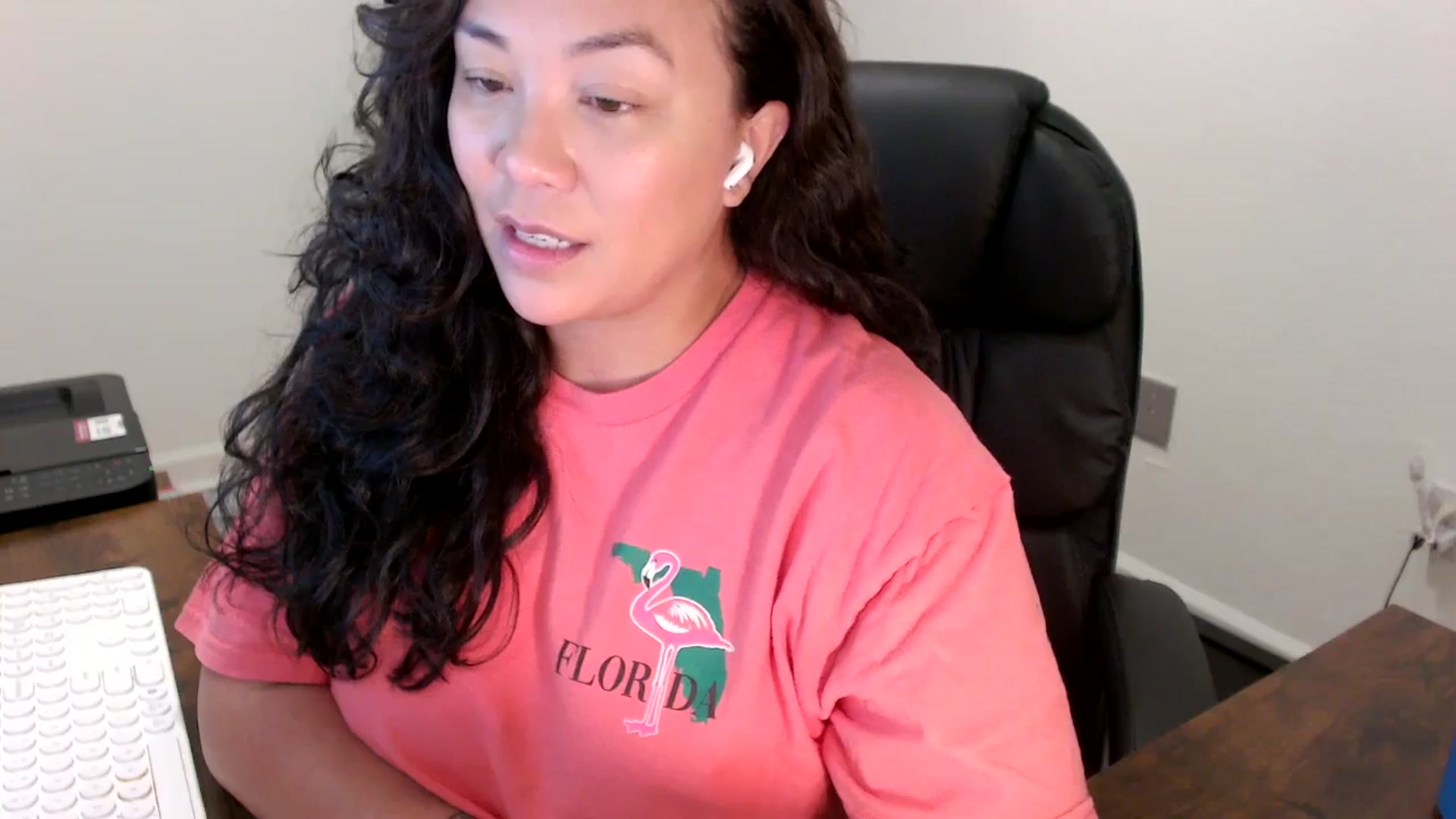 Gallery image thumbnail from MickaylaStar's myfreecams stream on, 11/11/2025, 16:45 image 15 of 20