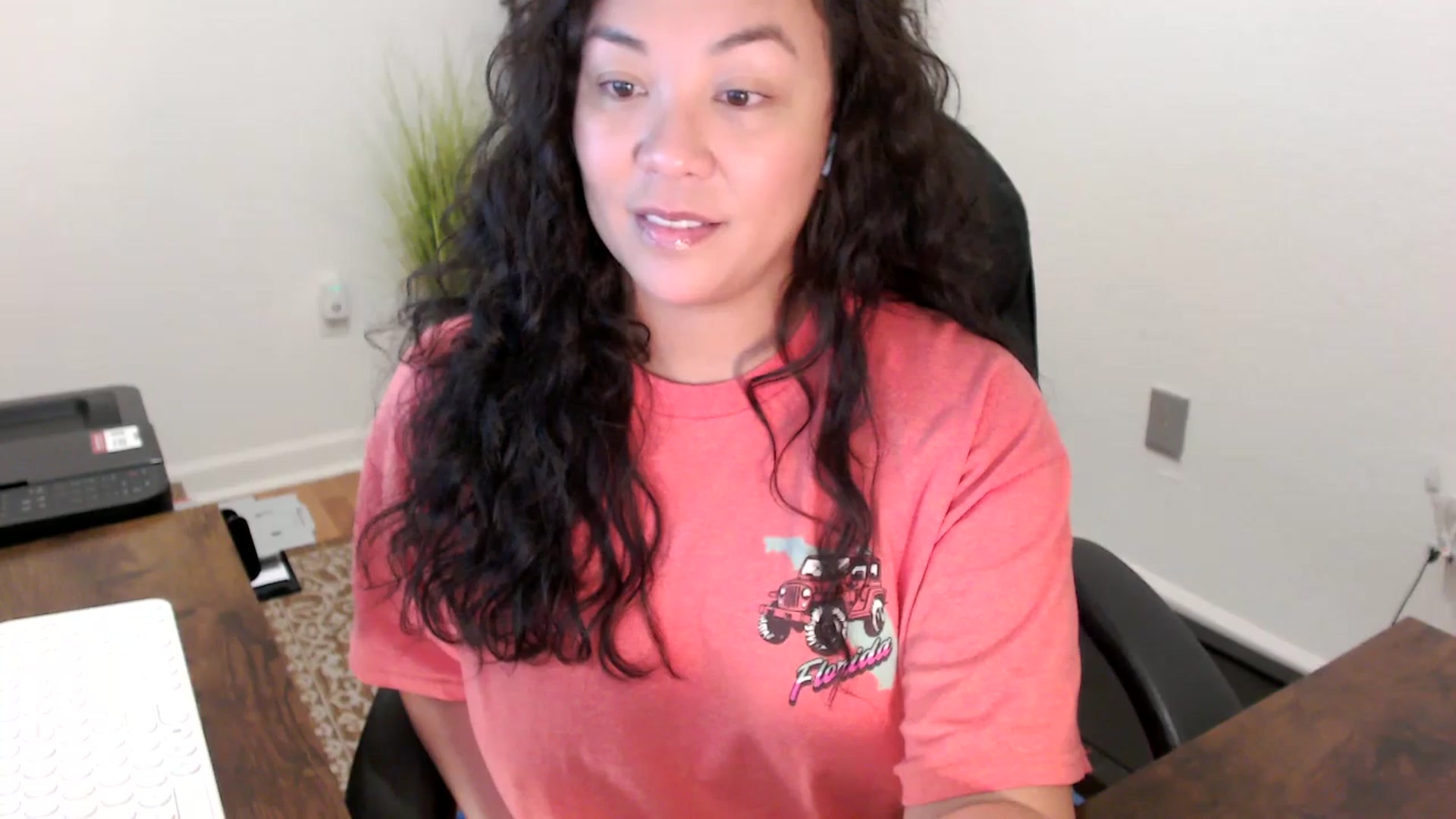 Gallery image thumbnail from MickaylaStar's myfreecams stream on, 11/13/2025, 16:00 image 6 of 20