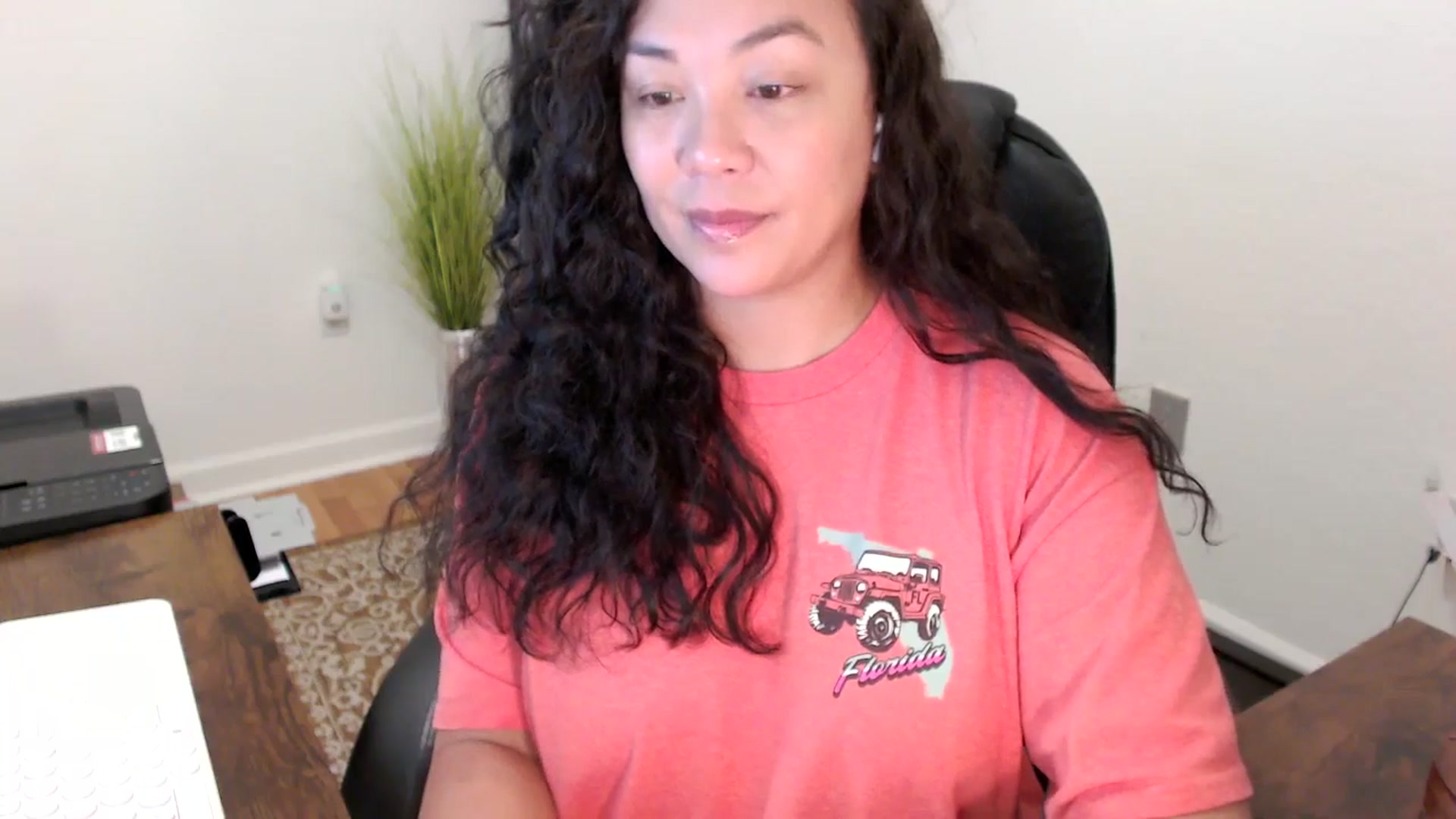 Gallery image thumbnail from MickaylaStar's myfreecams stream on, 11/13/2025, 16:00 image 18 of 20