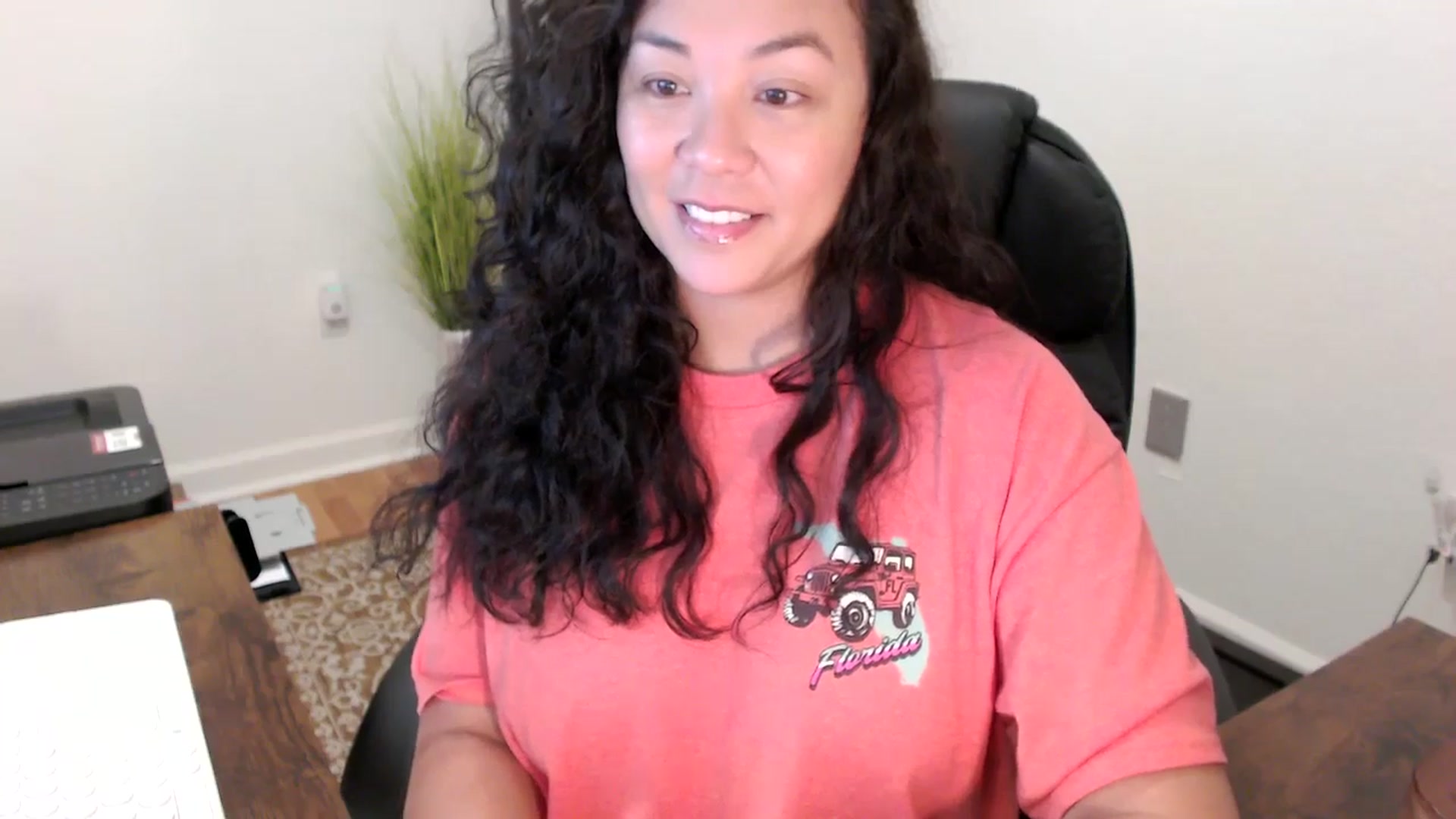 Gallery image thumbnail from MickaylaStar's myfreecams stream on, 11/13/2025, 16:00 image 12 of 20