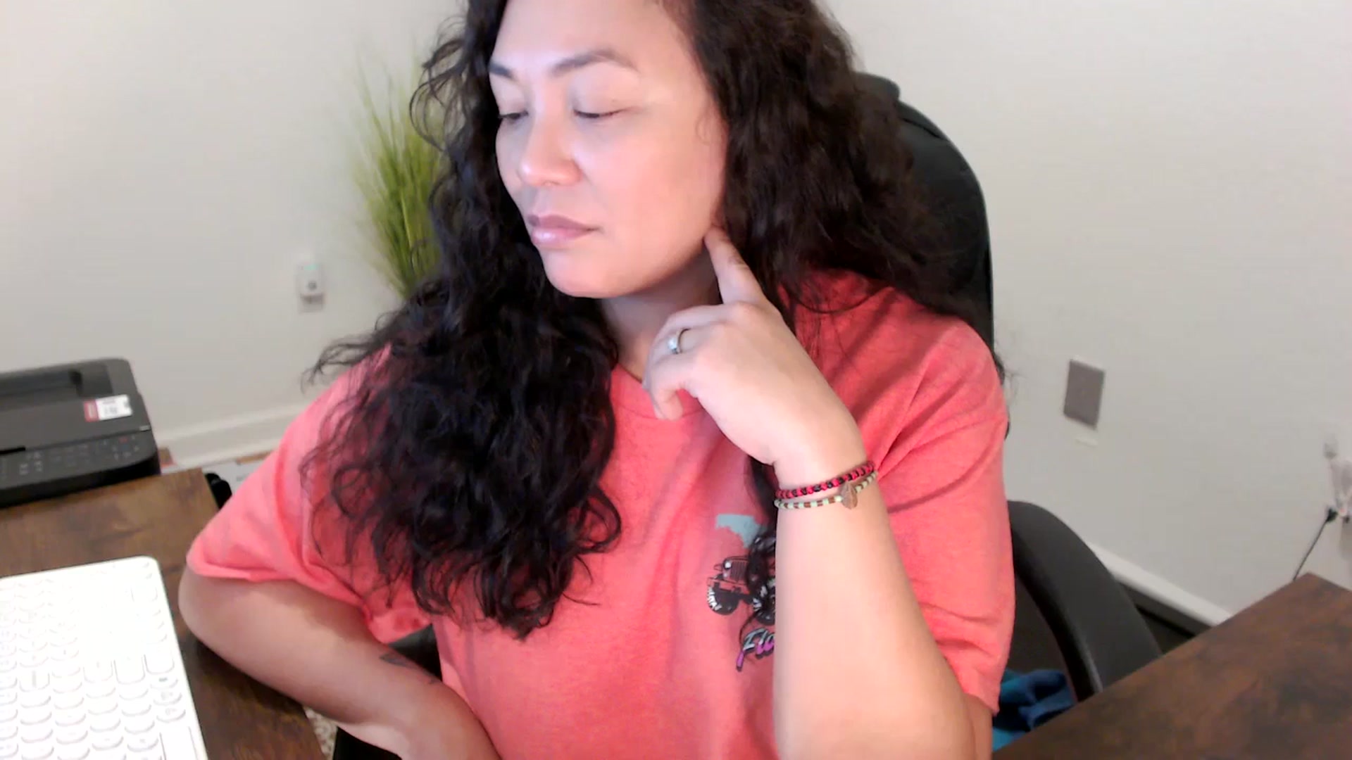 Gallery image thumbnail from MickaylaStar's myfreecams stream on, 11/13/2025, 16:34 image 7 of 20