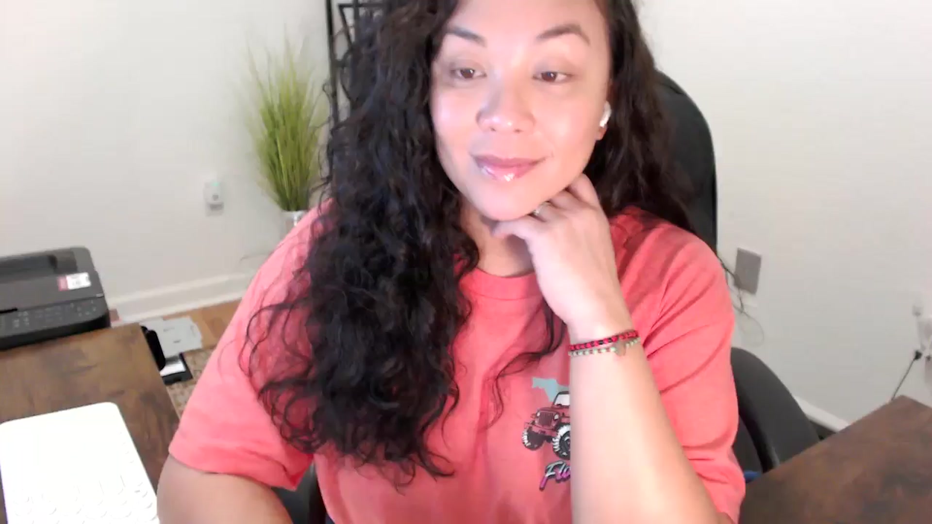 Gallery image thumbnail from MickaylaStar's myfreecams stream on, 11/13/2025, 17:46 image 1 of 20