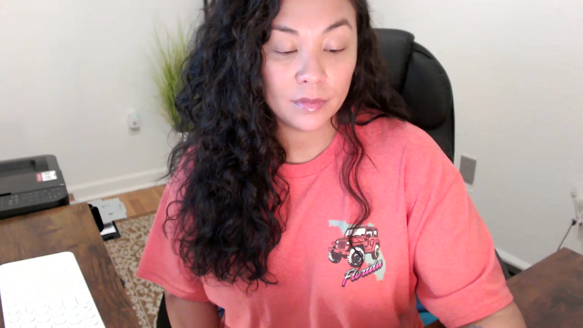 Gallery image thumbnail from MickaylaStar's myfreecams stream on, 11/13/2025, 17:46 image 3 of 20