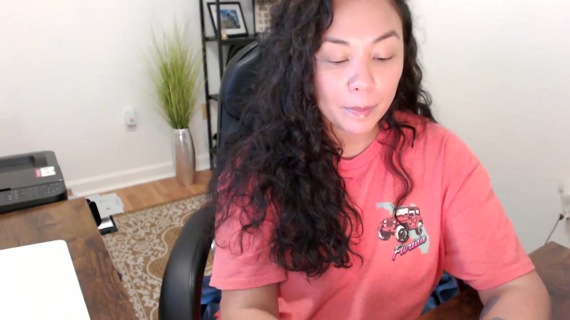 Gallery image thumbnail from MickaylaStar's myfreecams stream on, 11/13/2025, 17:46 image 16 of 20