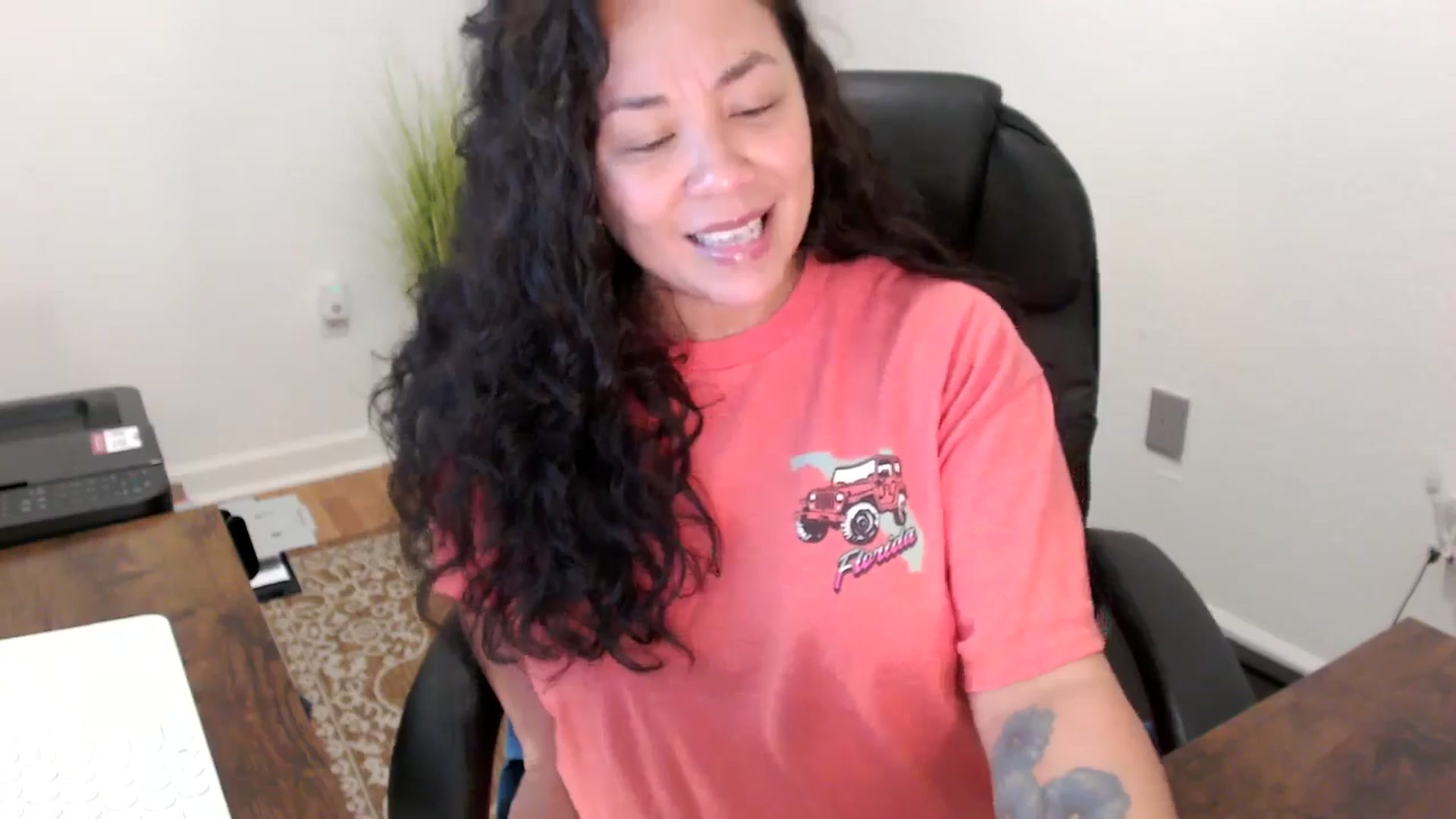 Gallery image thumbnail from MickaylaStar's myfreecams stream on, 11/13/2025, 17:46 image 19 of 20
