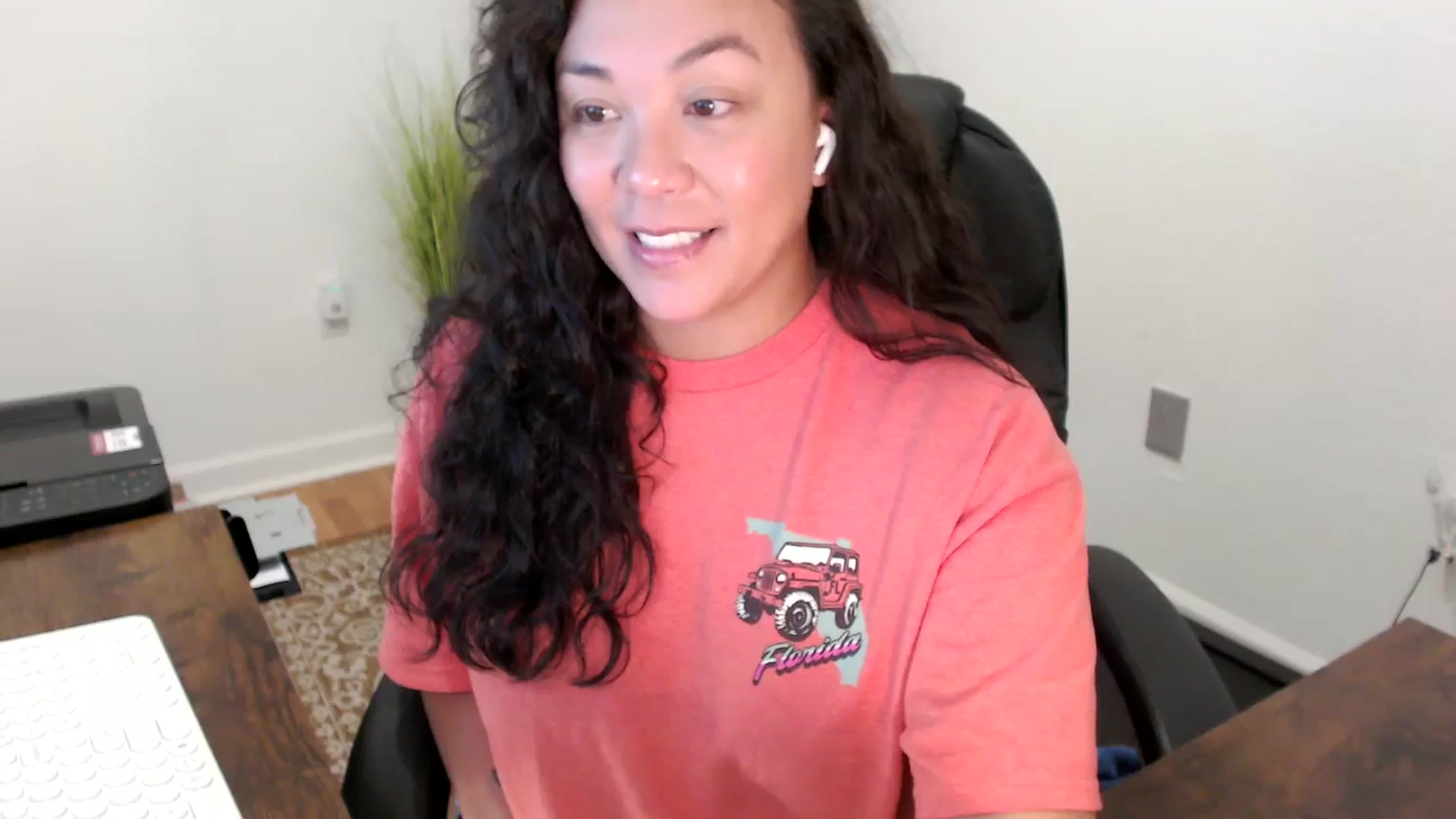 Gallery image thumbnail from MickaylaStar's myfreecams stream on, 11/13/2025, 19:22 image 14 of 20