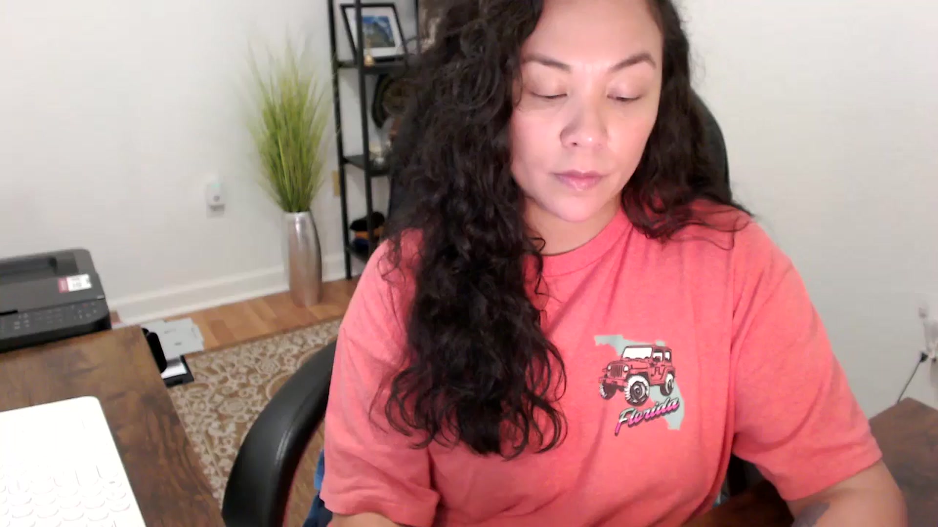 Gallery image thumbnail from MickaylaStar's myfreecams stream on, 11/13/2025, 19:22 image 15 of 20