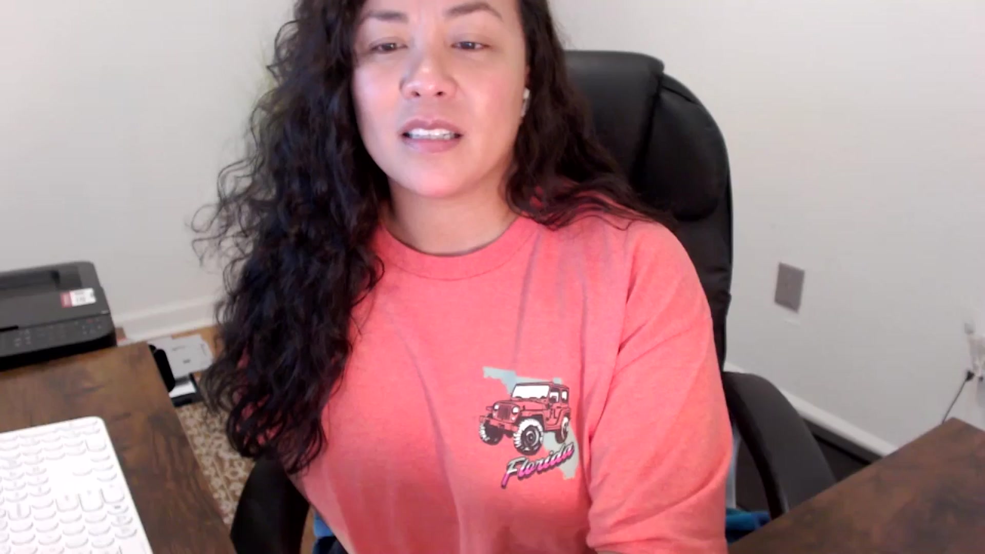 Gallery image thumbnail from MickaylaStar's myfreecams stream on, 11/13/2025, 19:22 image 17 of 20
