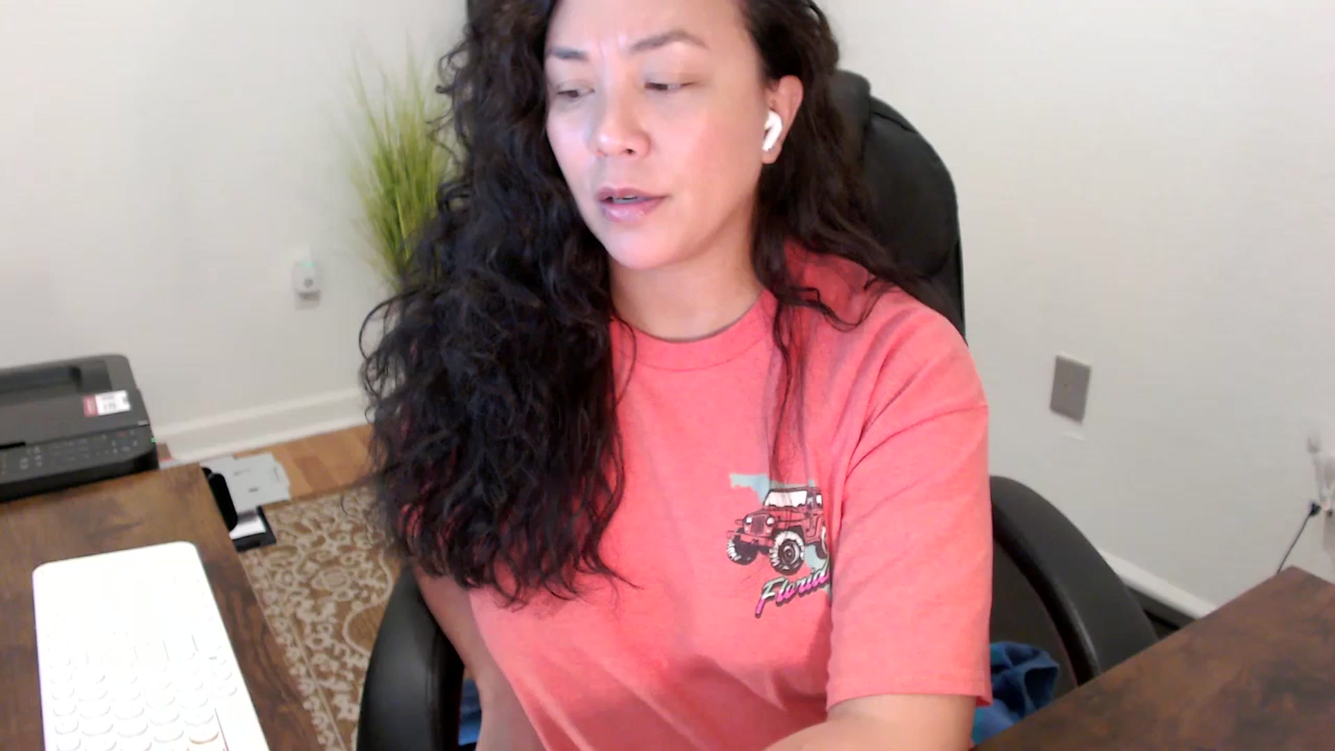 Gallery image thumbnail from MickaylaStar's myfreecams stream on, 11/13/2025, 20:28 image 13 of 20