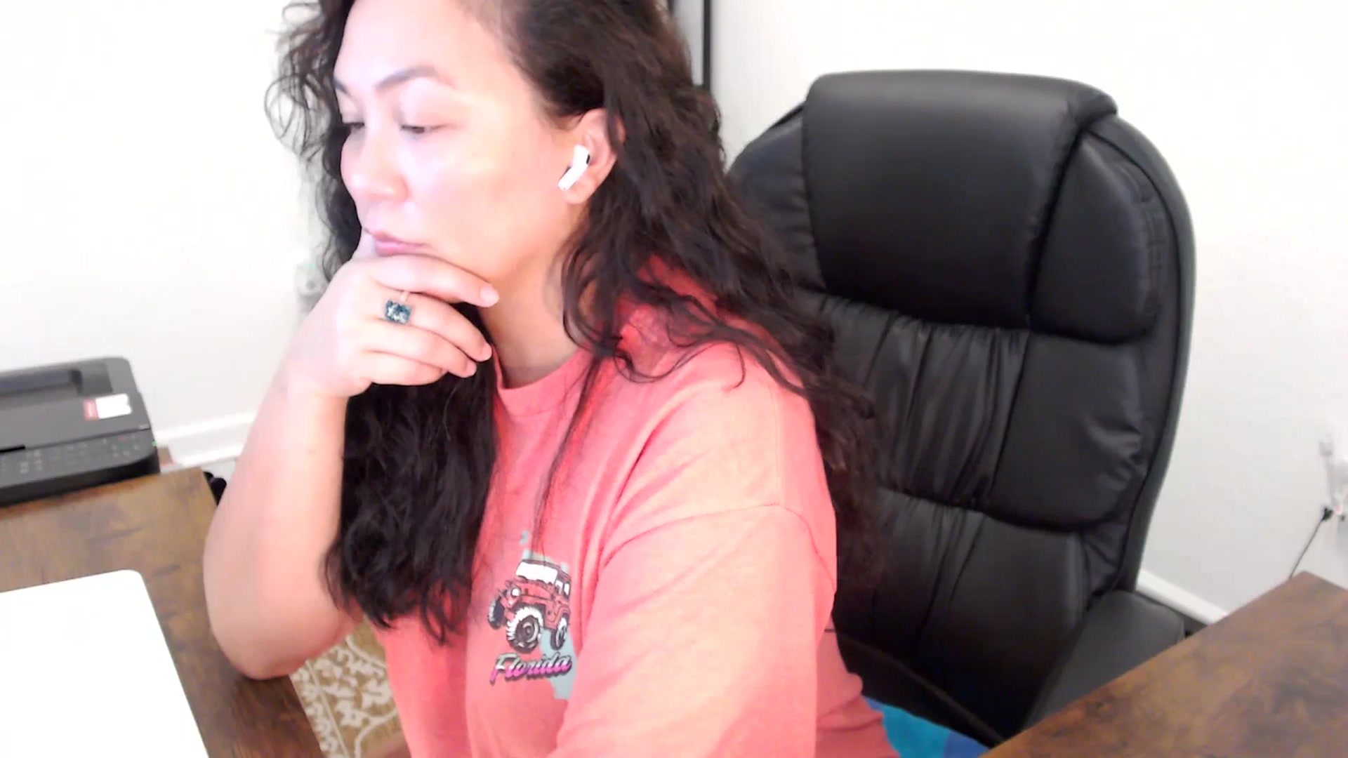 Gallery image thumbnail from MickaylaStar's myfreecams stream on, 11/13/2025, 20:28 image 10 of 20