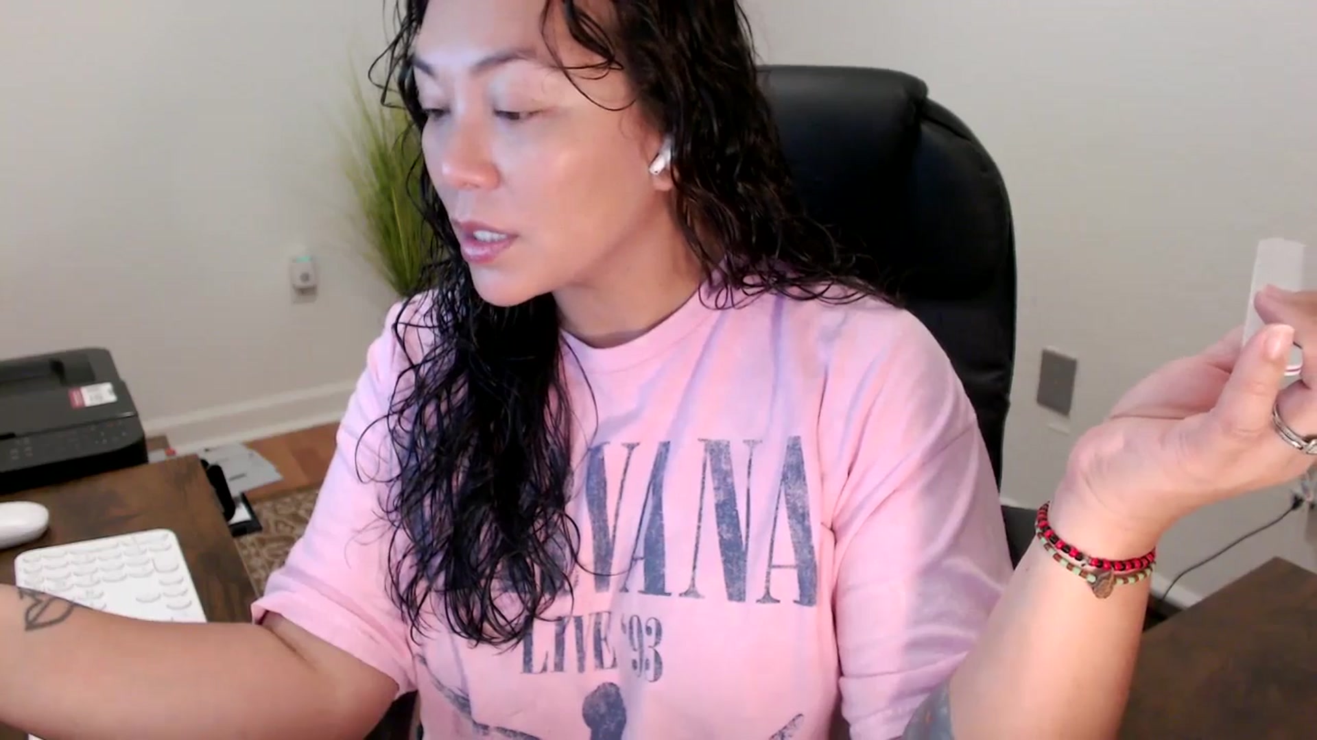 Gallery image thumbnail from MickaylaStar's myfreecams stream on, 11/14/2025, 15:40 image 7 of 20